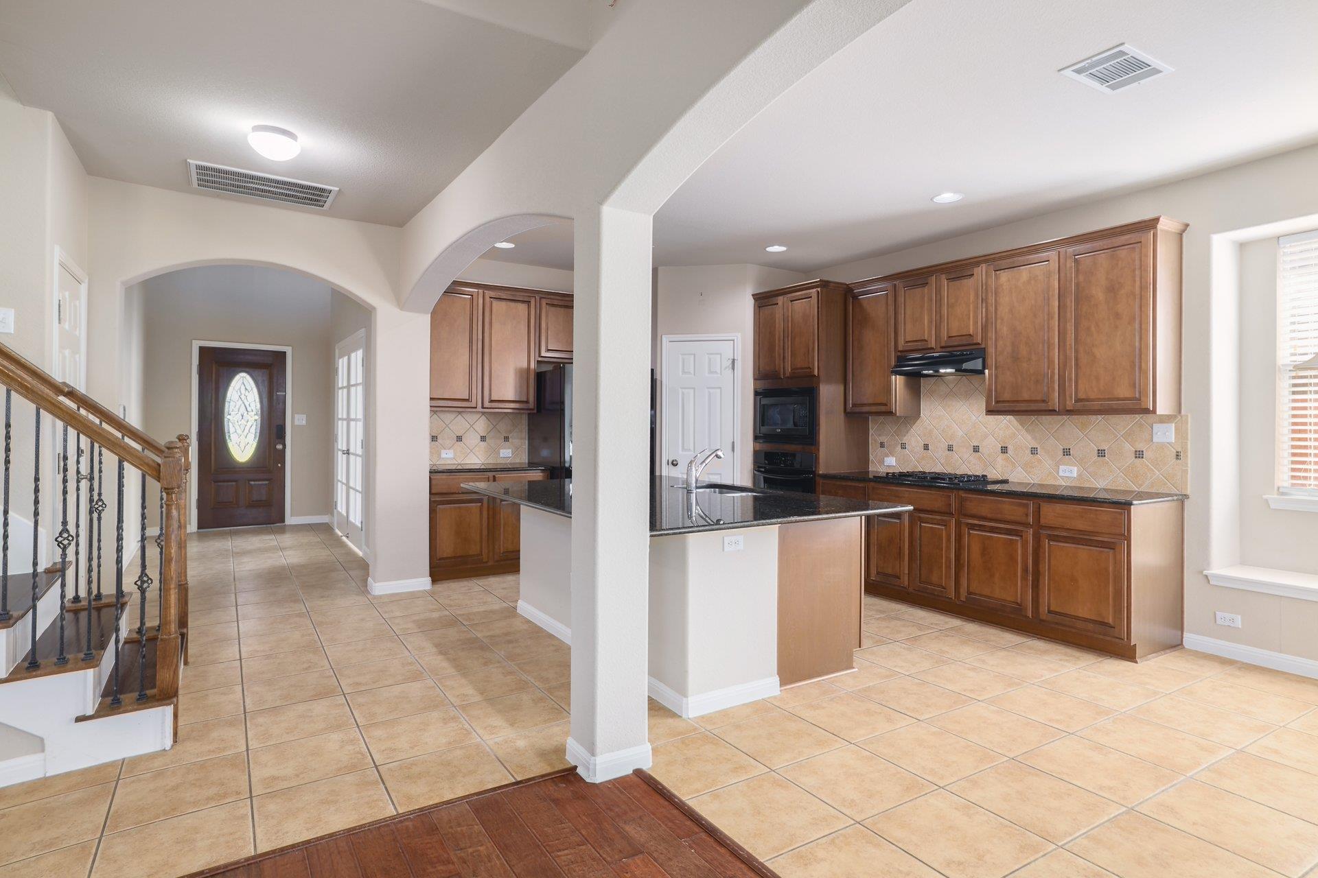 13816 Long Shadow Dr, Manor, TX 78653