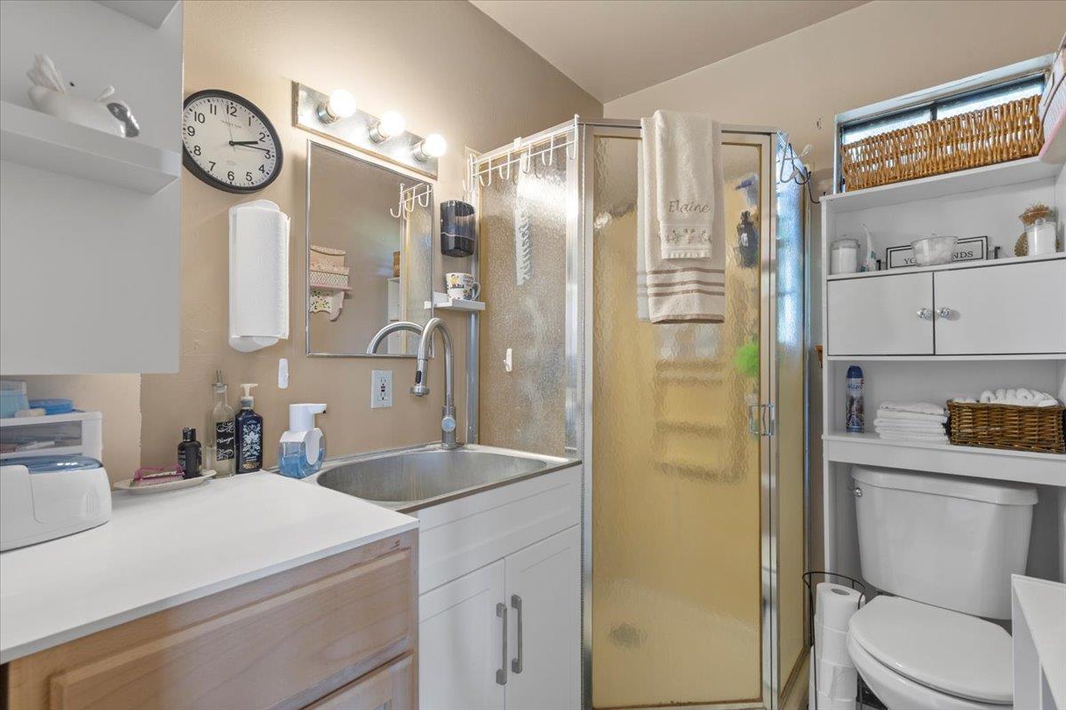 414 Walnut Creek Rd, Bastrop, TX 78602