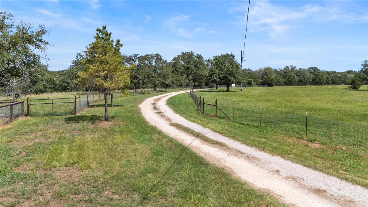 414 Walnut Creek Rd, Bastrop, TX 78602