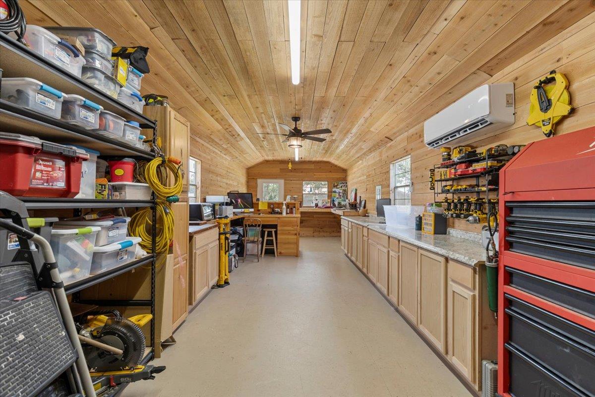 414 Walnut Creek Rd, Bastrop, TX 78602