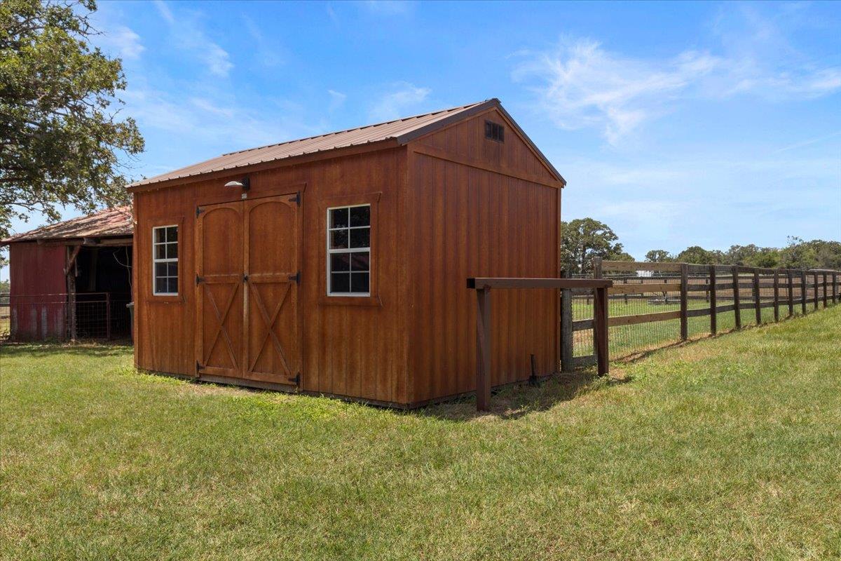 414 Walnut Creek Rd, Bastrop, TX 78602