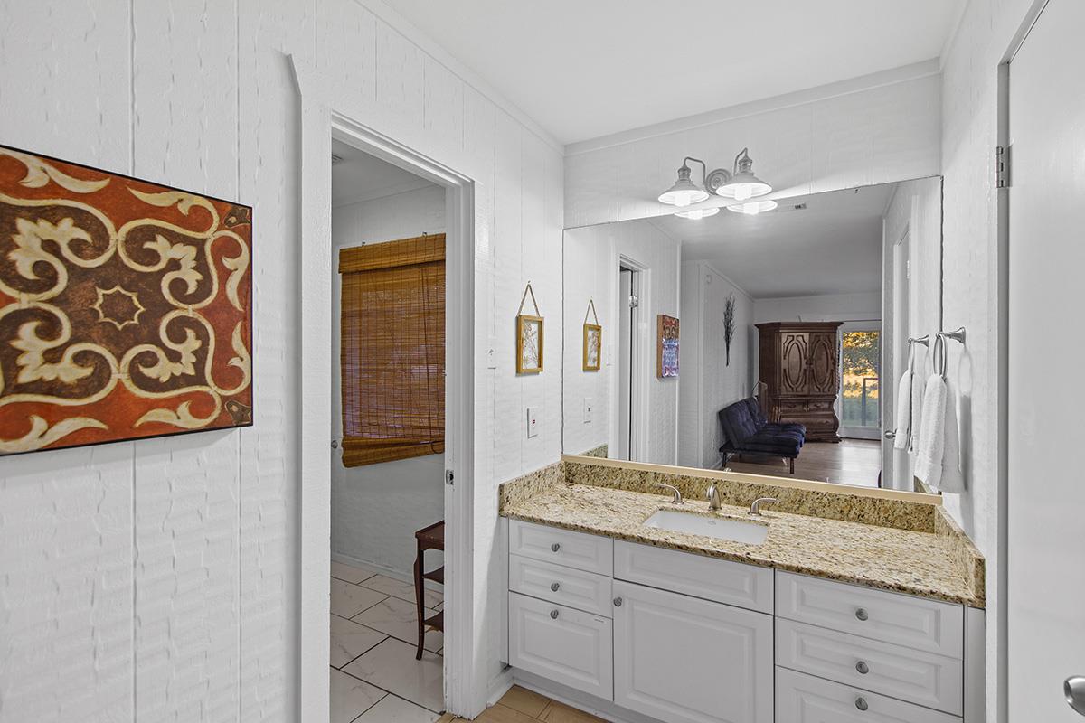 411 Whitetail Ridge Rd, Dripping Springs, TX 78620