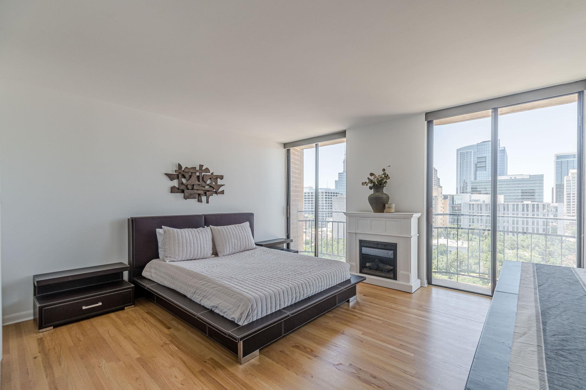 1122 Colorado St # 1409, Austin, TX 78701