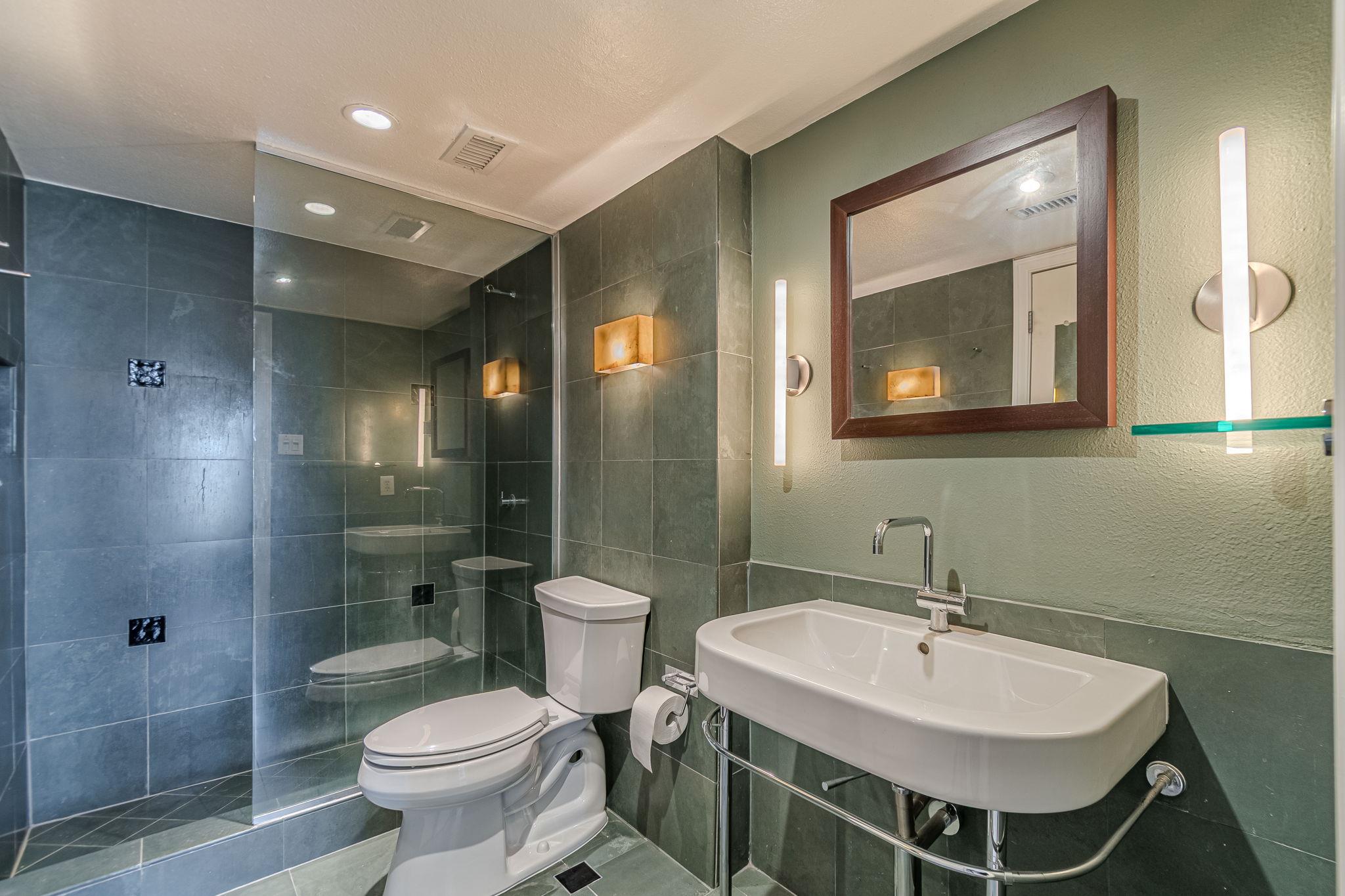 1122 Colorado St # 1409, Austin, TX 78701