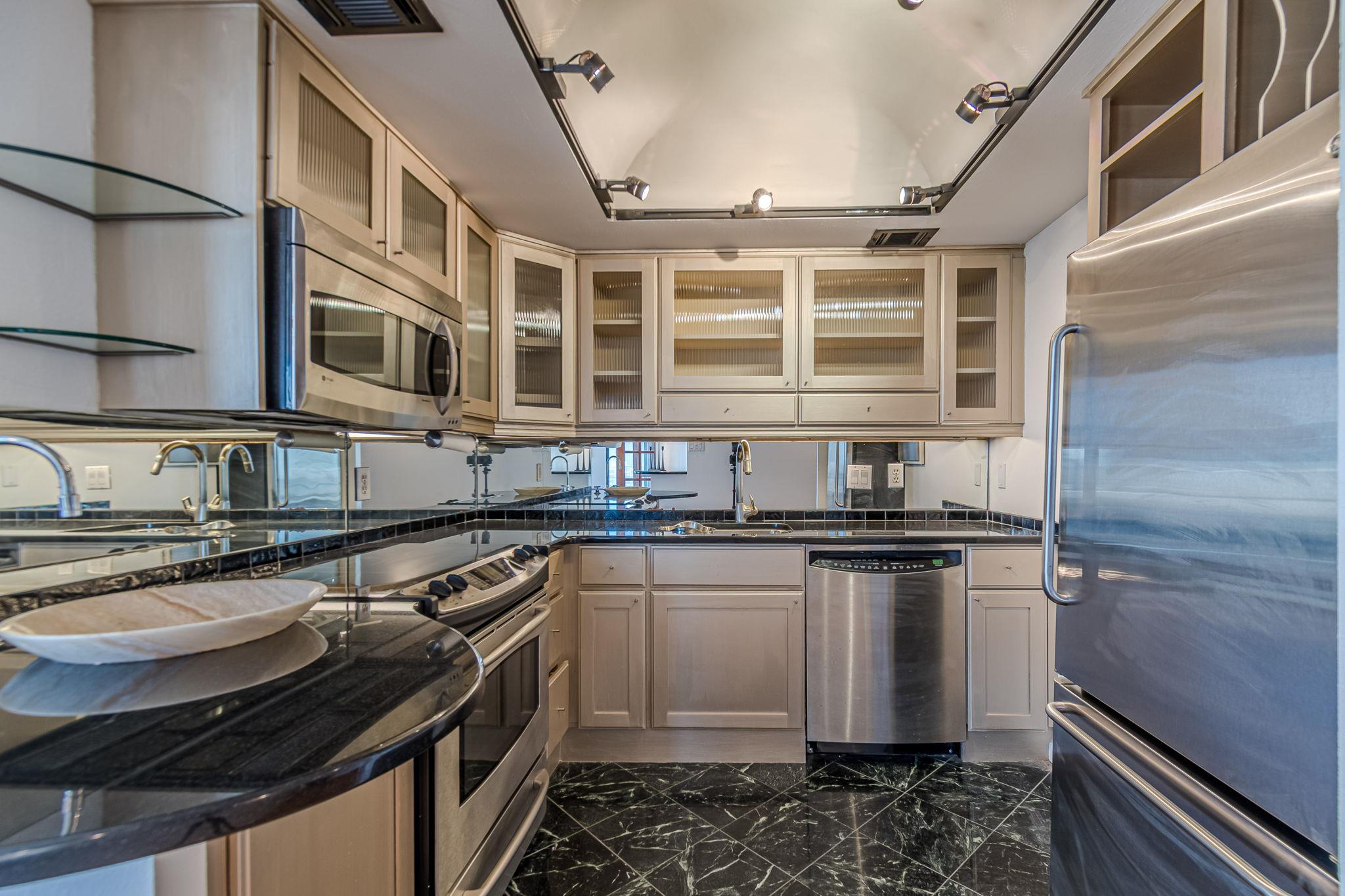 1122 Colorado St # 1409, Austin, TX 78701