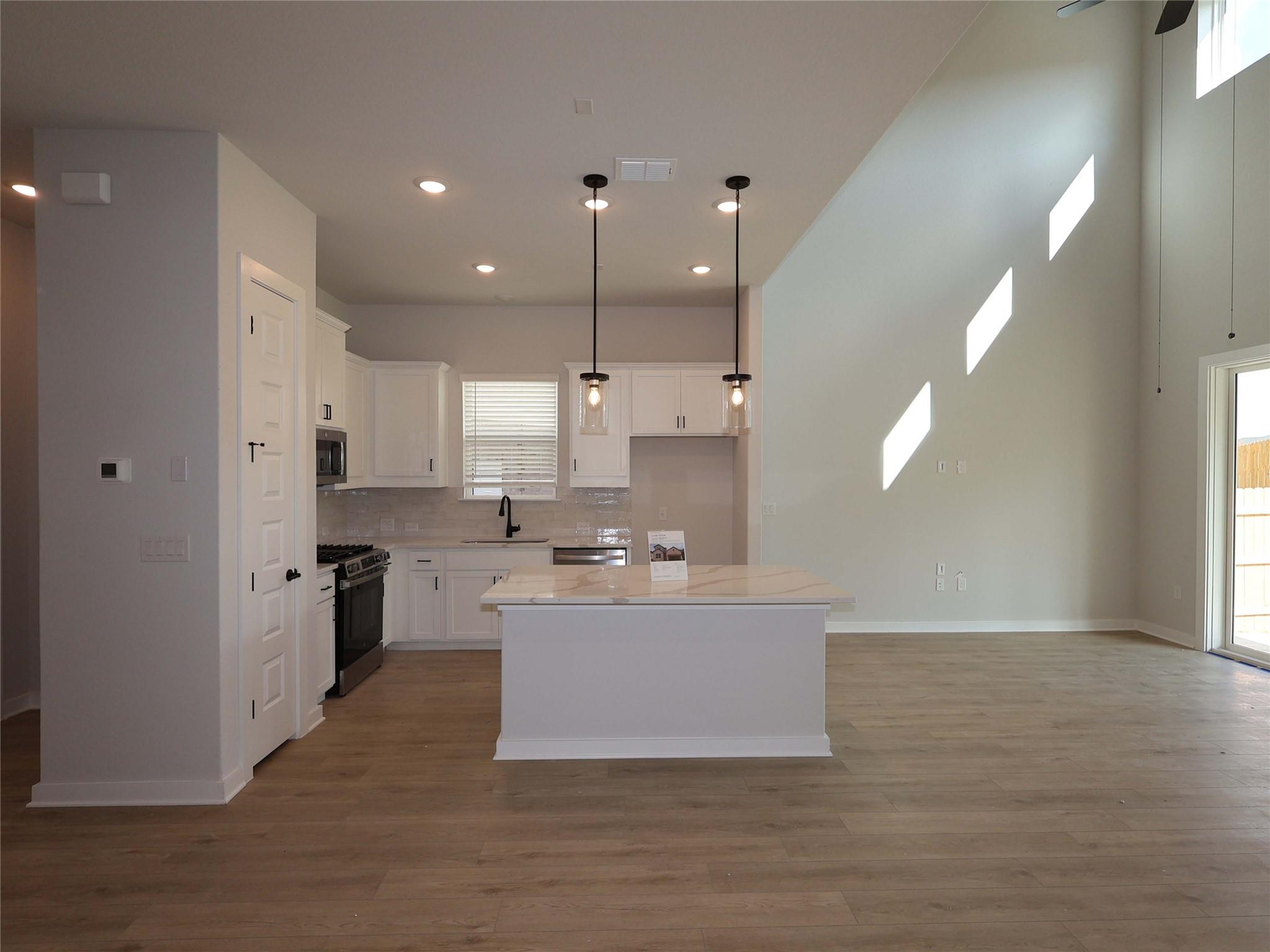 748 Boise Dr, Leander, TX 78641