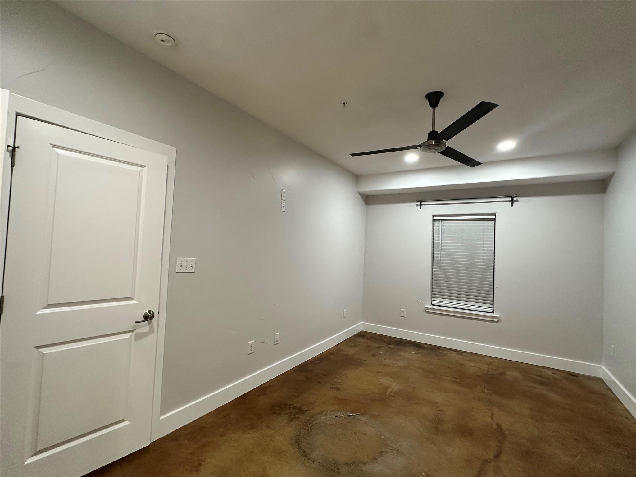 1807 Poquito St # 32, Austin, TX 78702