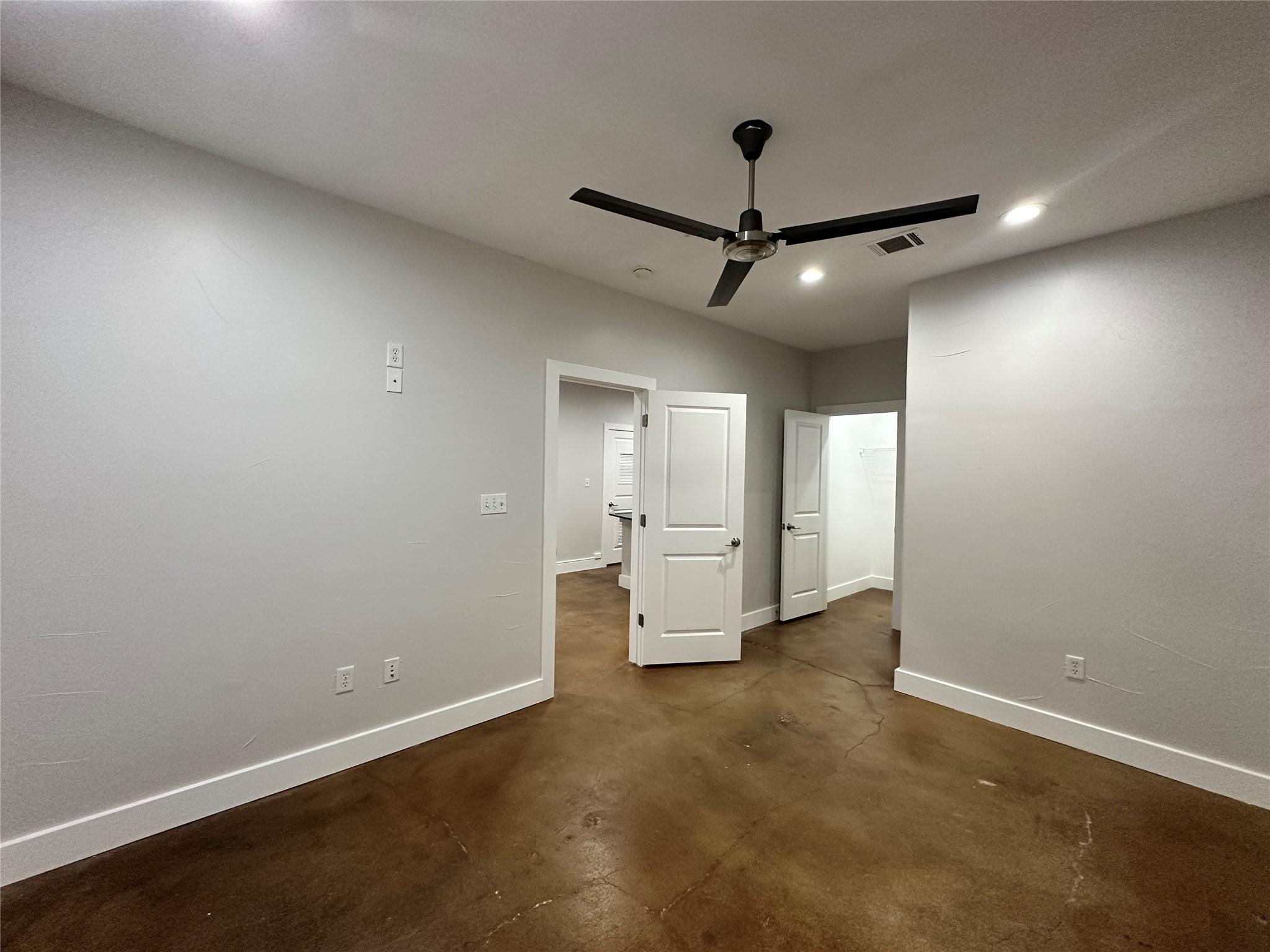 1807 Poquito St # 32, Austin, TX 78702