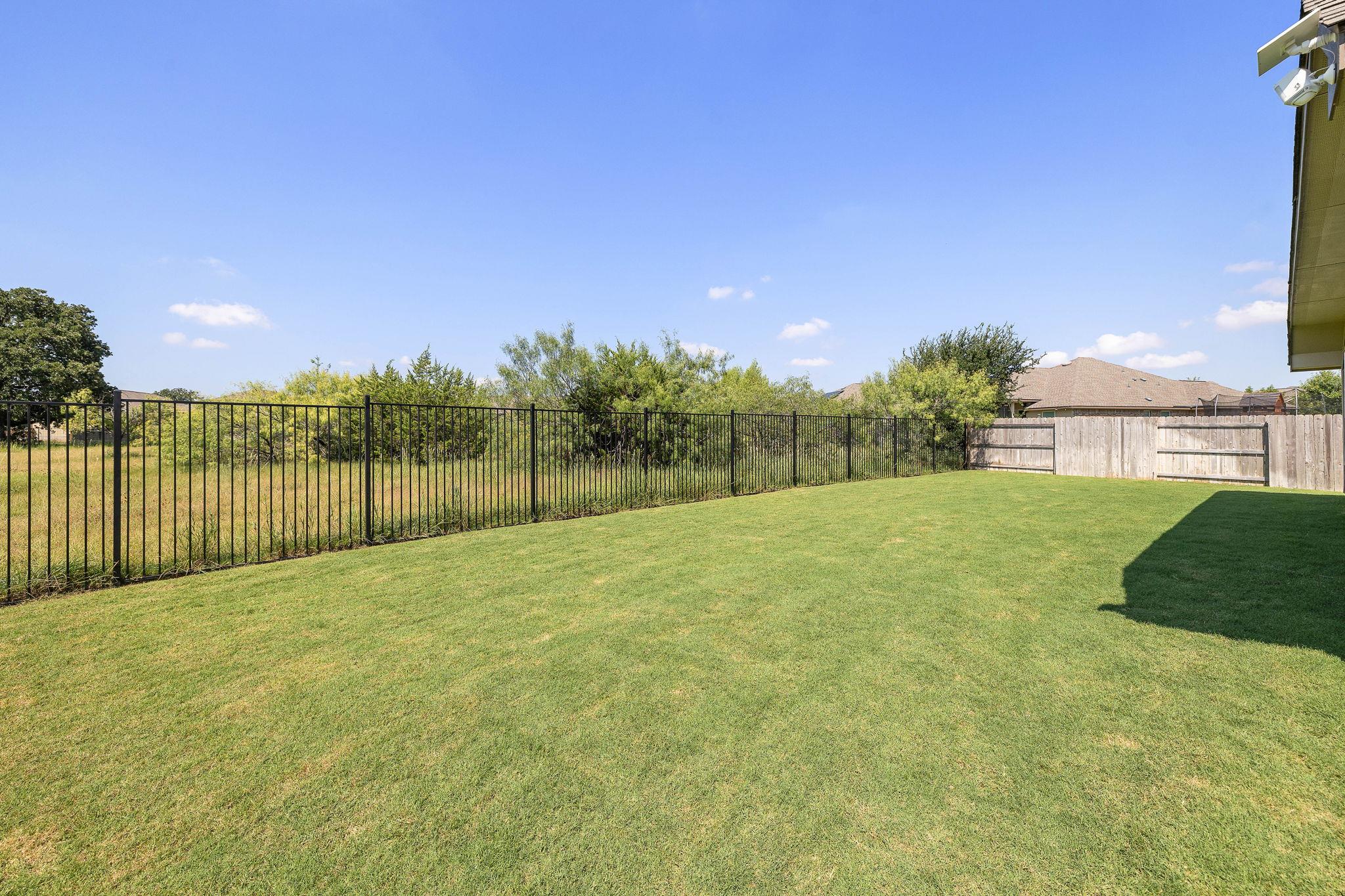 2021 Long Shadow Ln, Georgetown, TX 78628