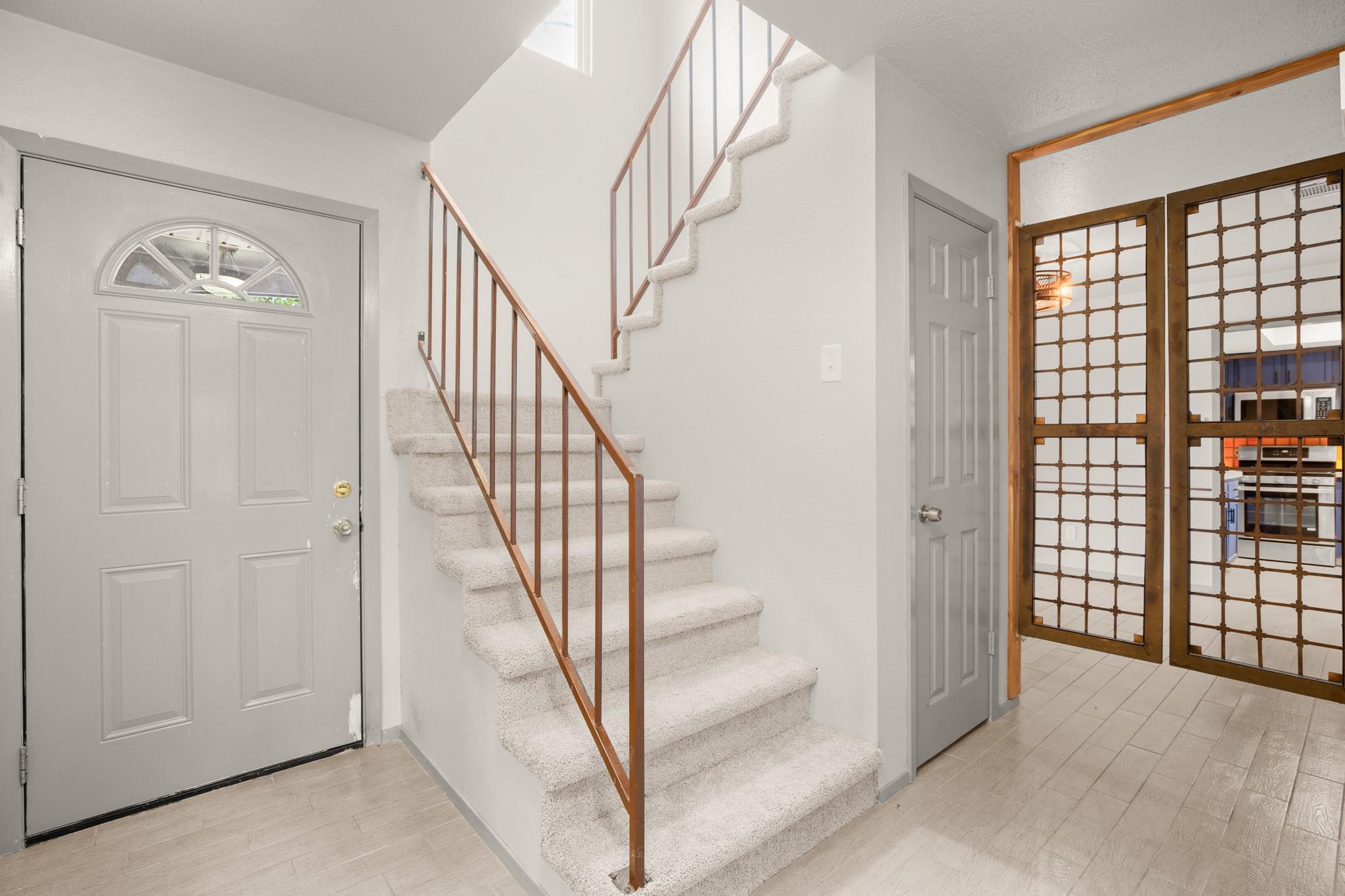 211 Woodmont Dr, Georgetown, TX 78628