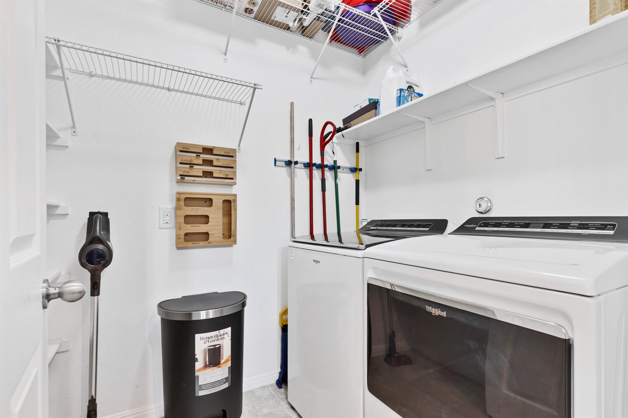 2004 Garretts Way, Manchaca, TX 78652