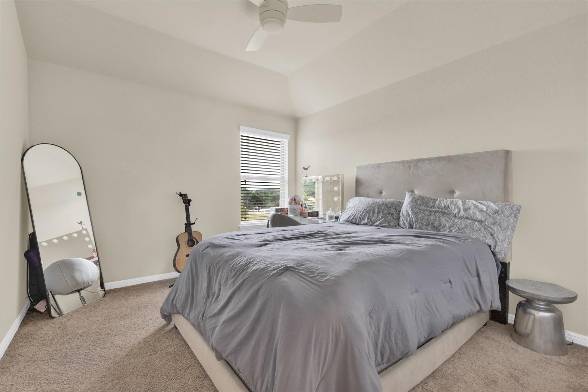 2004 Garretts Way, Manchaca, TX 78652