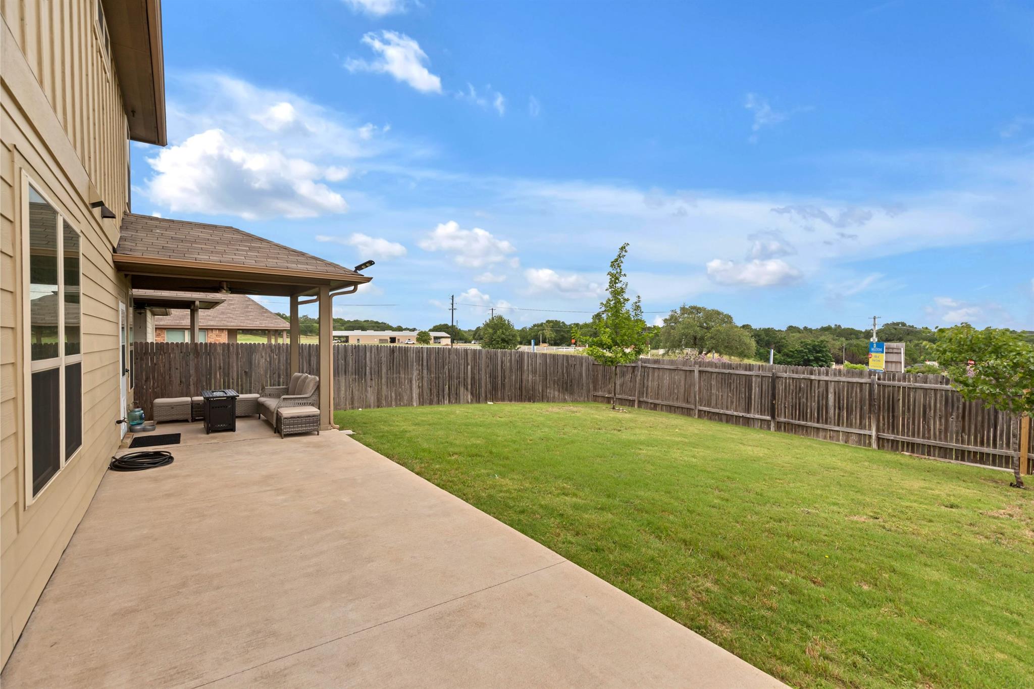 2004 Garretts Way, Manchaca, TX 78652