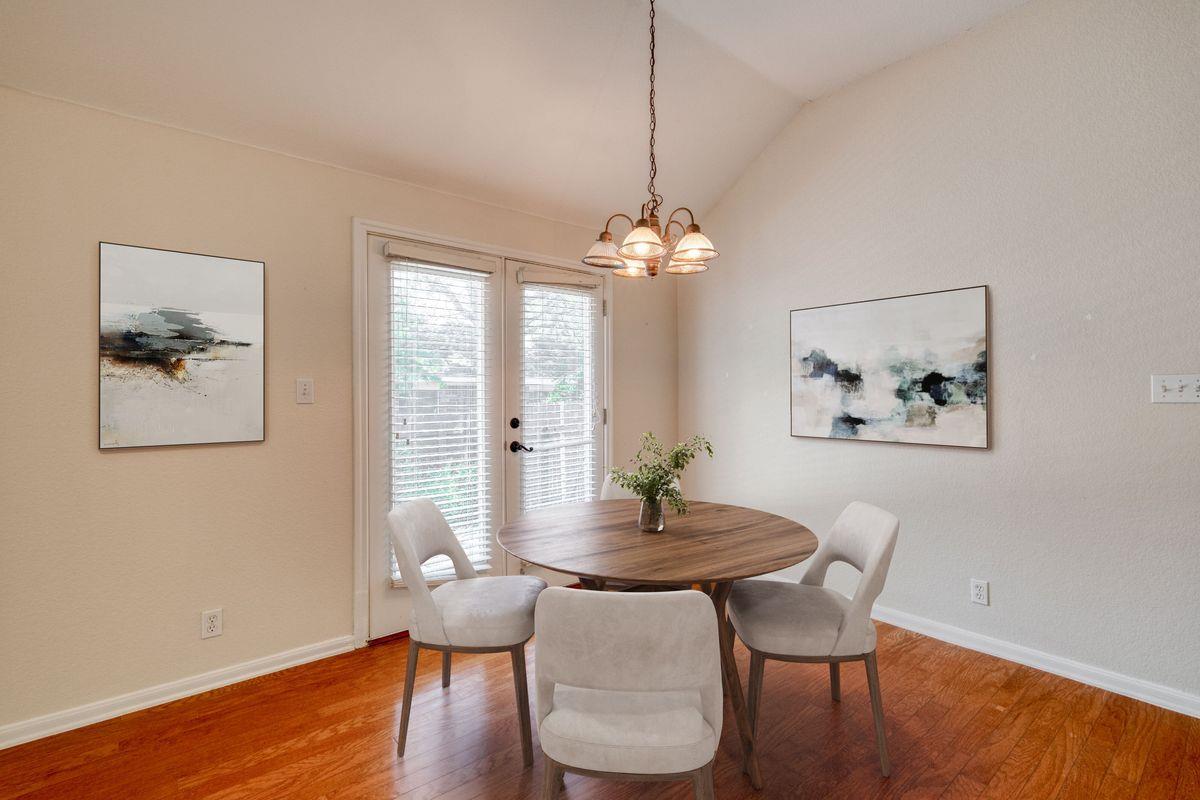 5730 Taylorcrest Dr, Austin, TX 78749