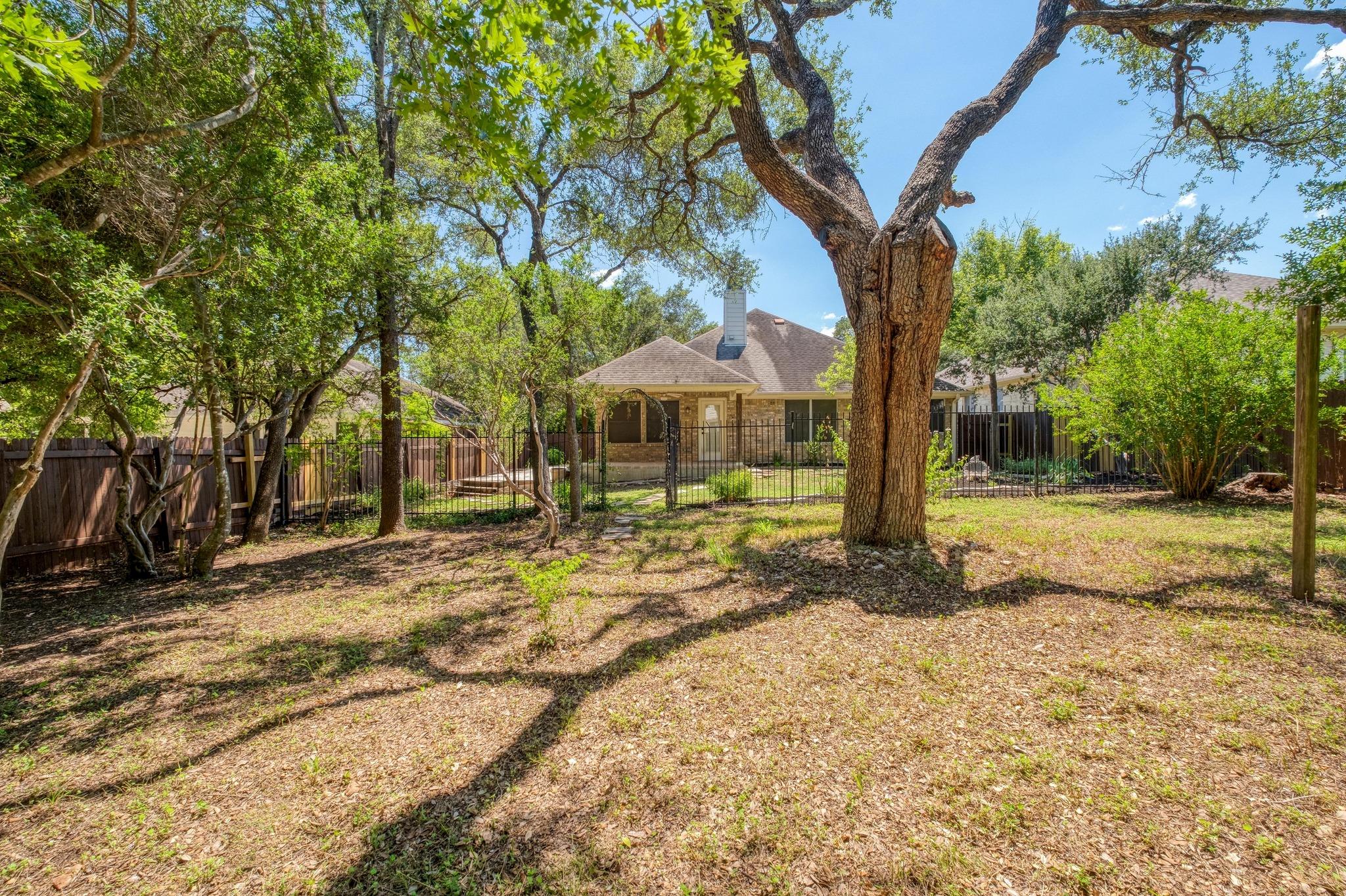 5730 Taylorcrest Dr, Austin, TX 78749