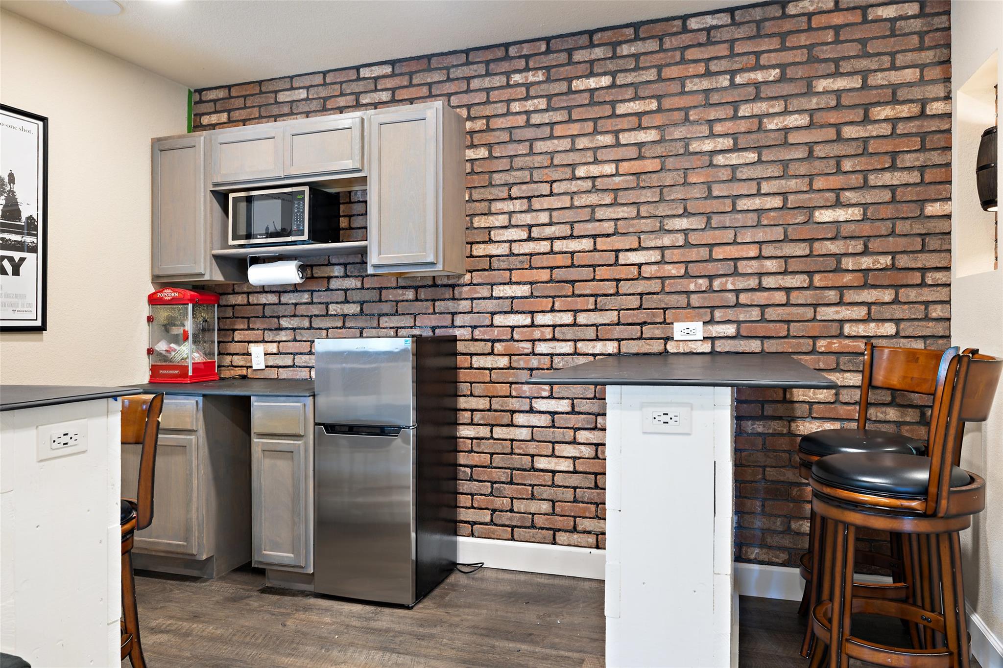 2444 Bowen St, Leander, TX 78641