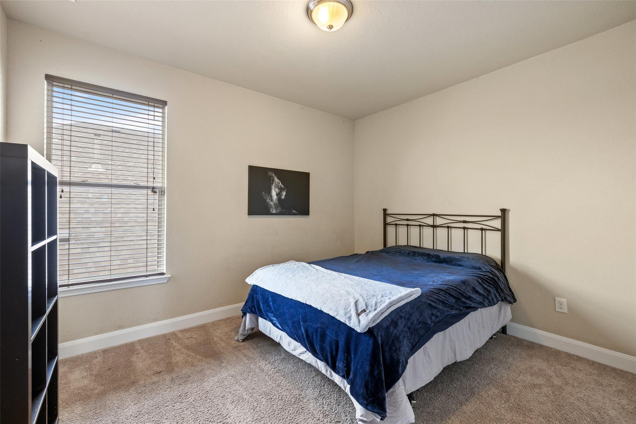 2444 Bowen St, Leander, TX 78641