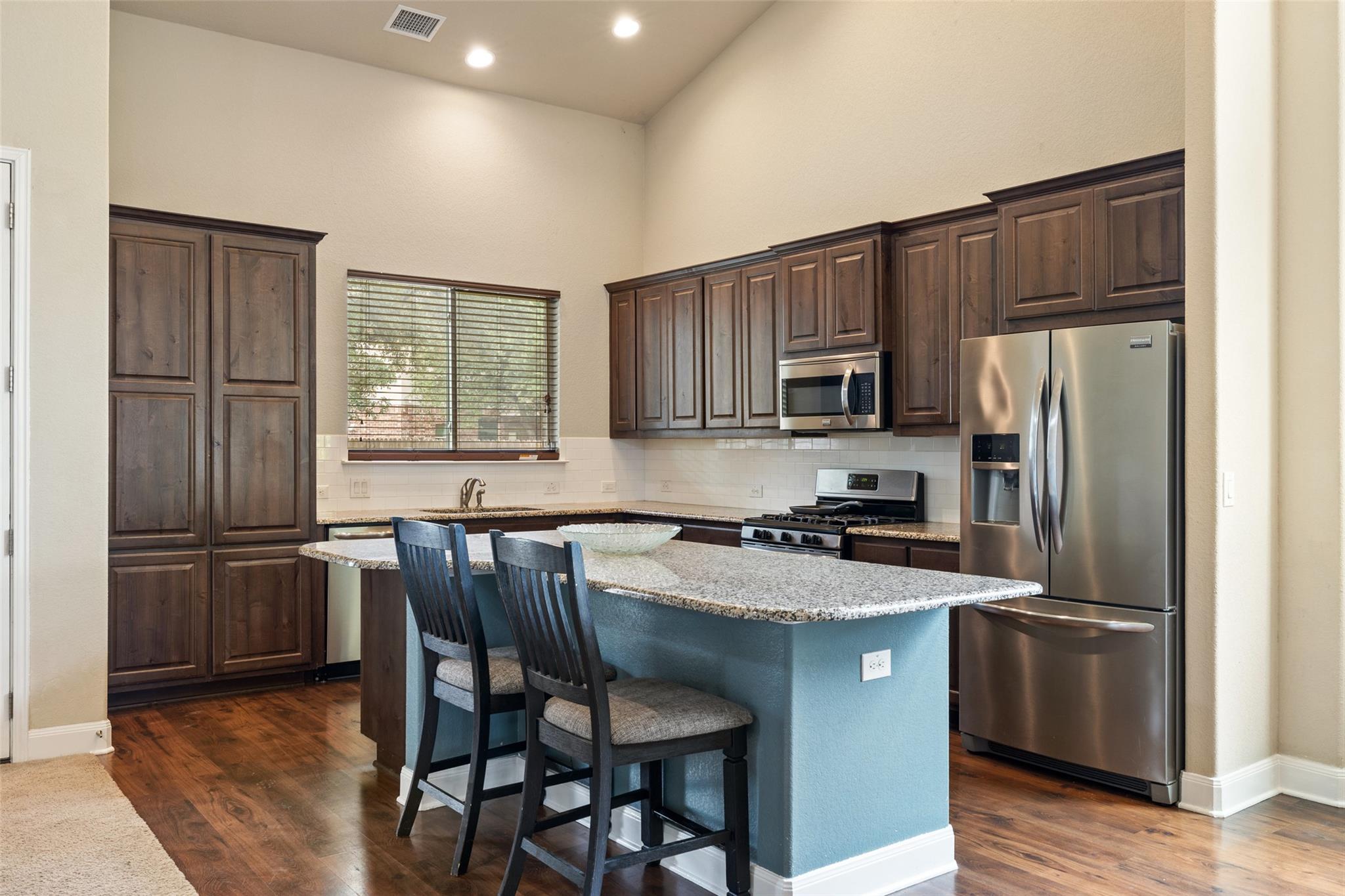 2444 Bowen St, Leander, TX 78641