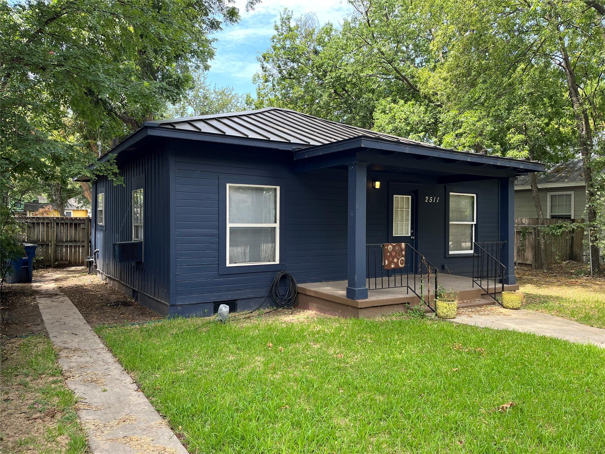 2511 E Cesar Chavez St, Austin, TX 78702