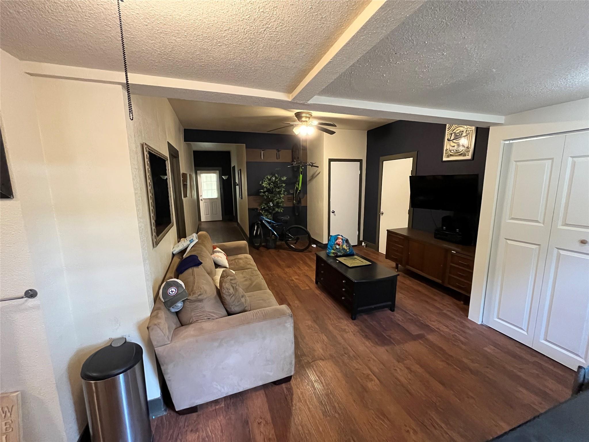 2511 E Cesar Chavez St, Austin, TX 78702