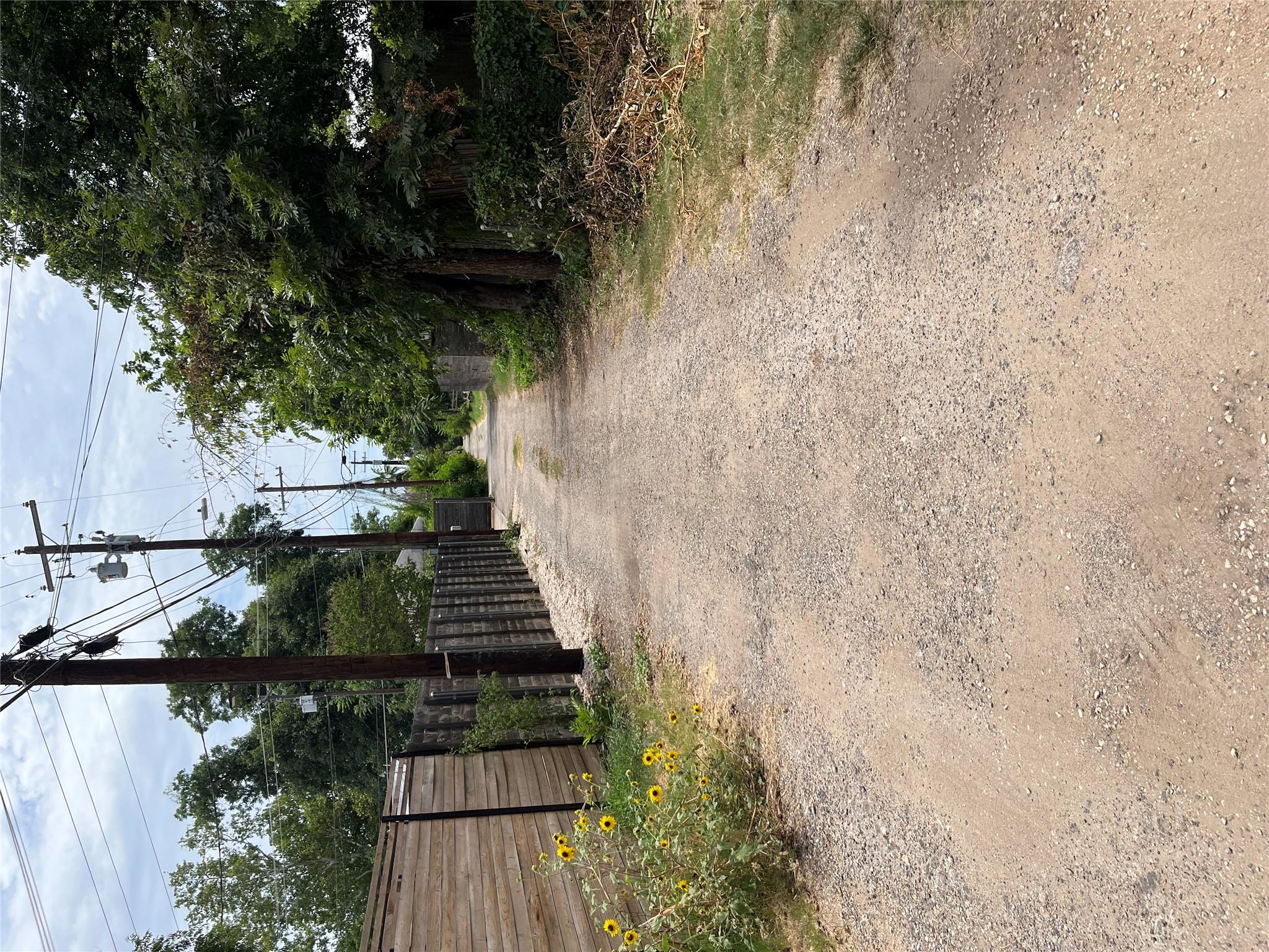 2511 E Cesar Chavez St, Austin, TX 78702