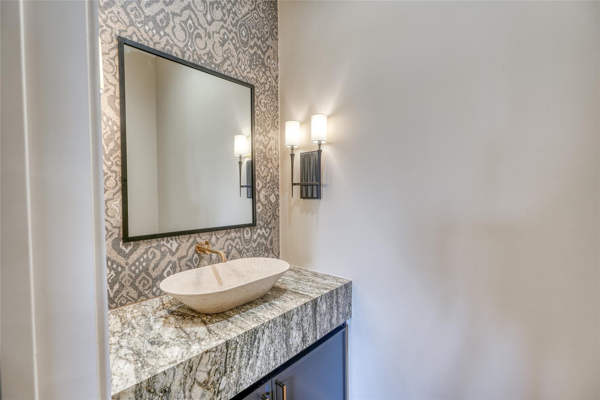 92 Encantada, Horseshoe Bay, TX 78657