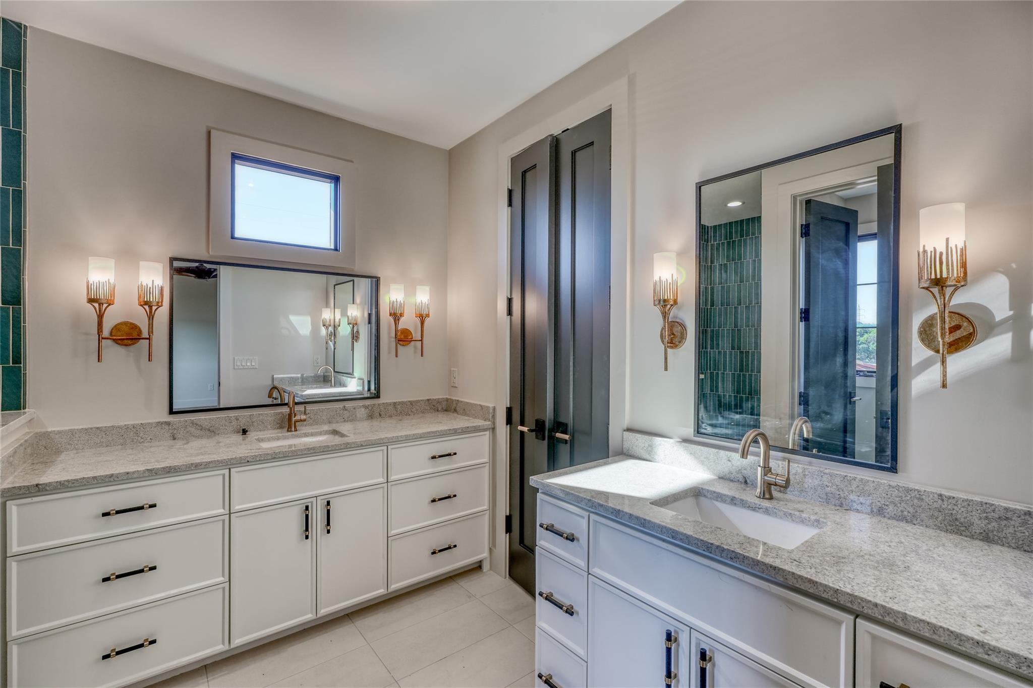 92 Encantada, Horseshoe Bay, TX 78657