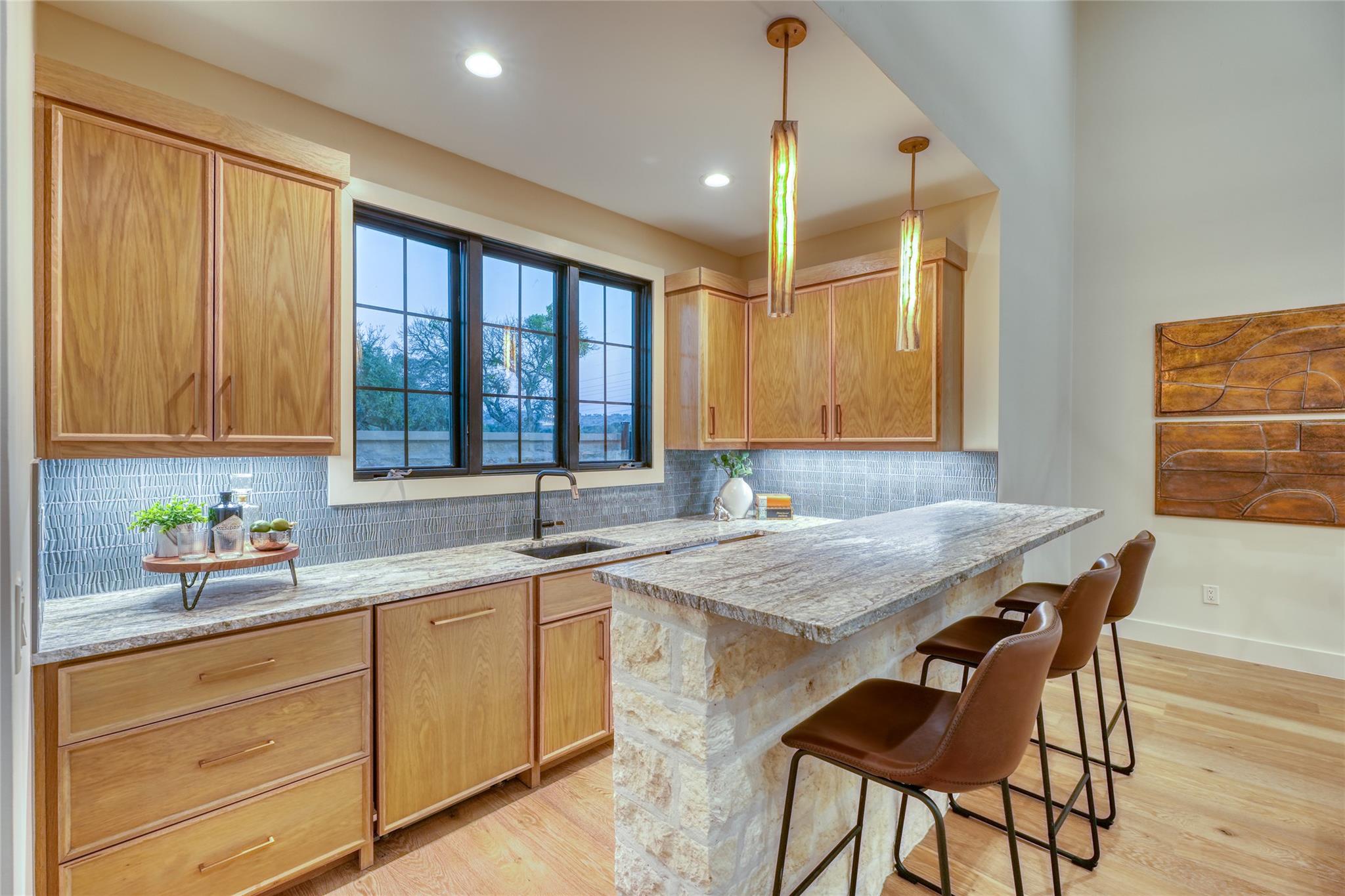 92 Encantada, Horseshoe Bay, TX 78657