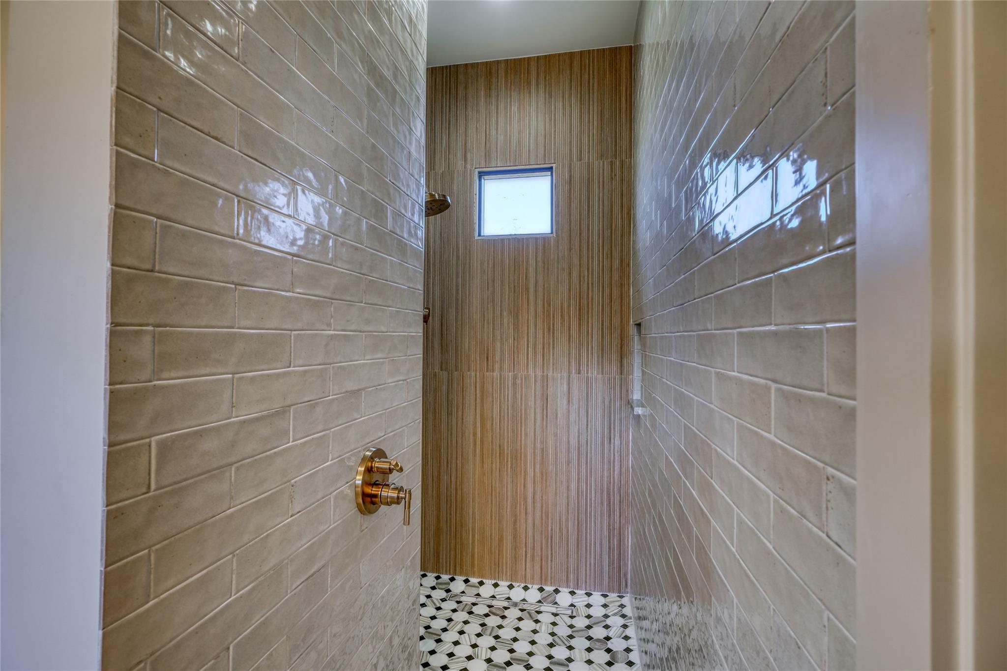 92 Encantada, Horseshoe Bay, TX 78657