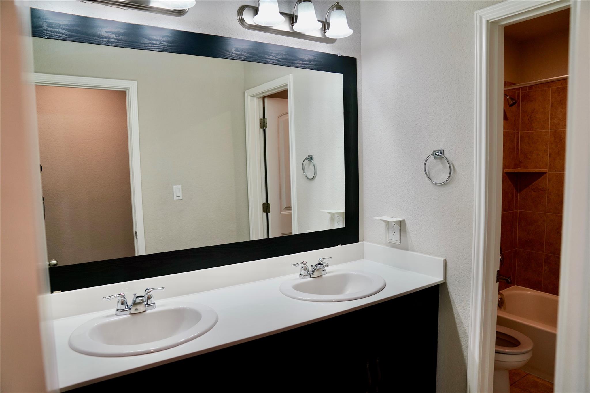 19028 Quebrada Dr, Pflugerville, TX 78660