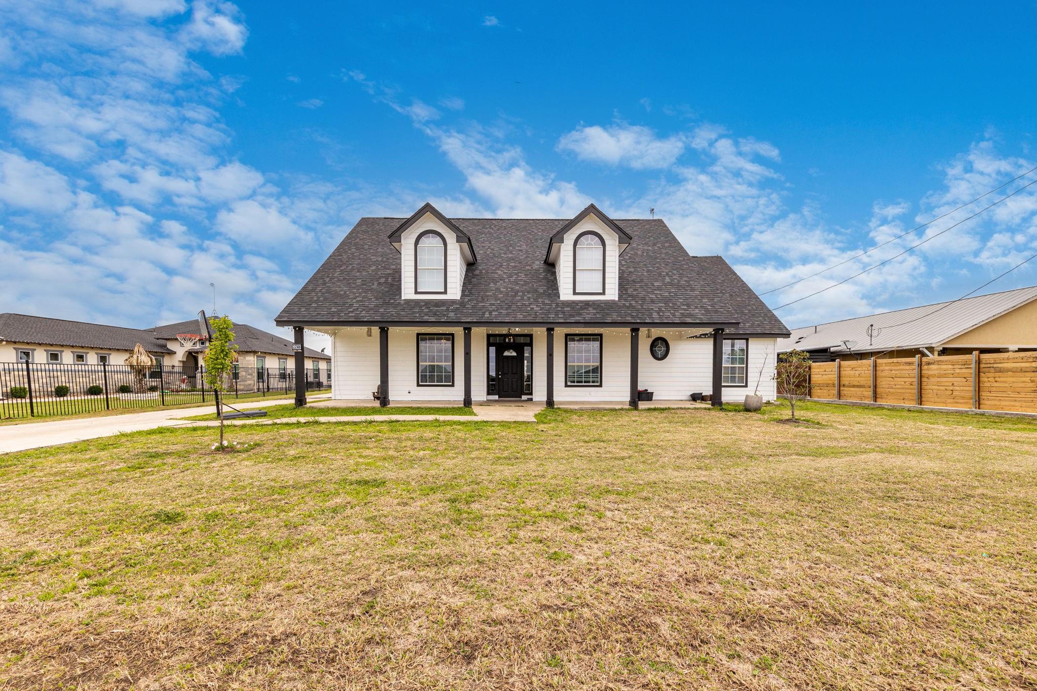 22308 Trailriders Cv, Manor, TX 78653