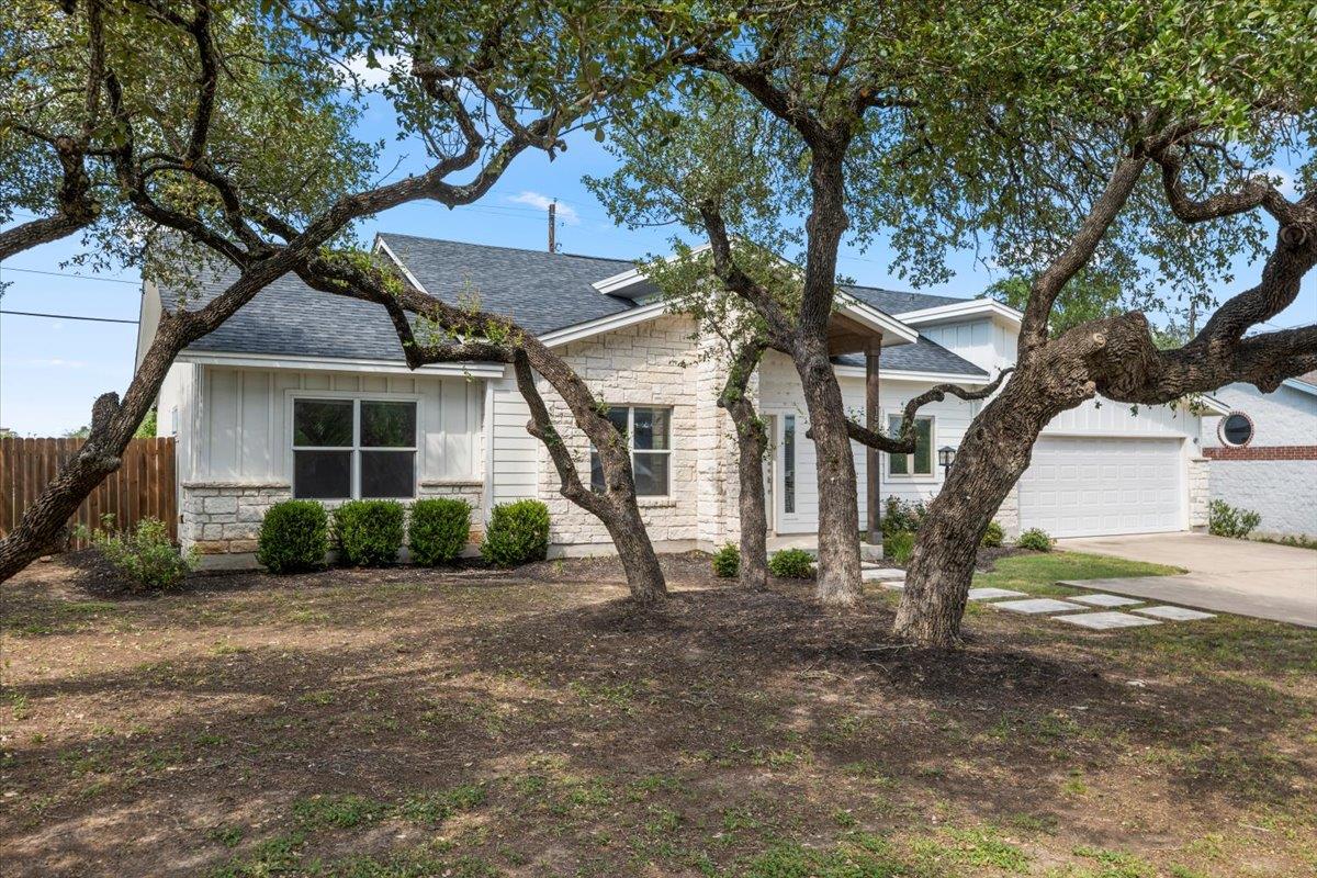 15202 CAVALIER CANYON, Lakeway, TX 78734