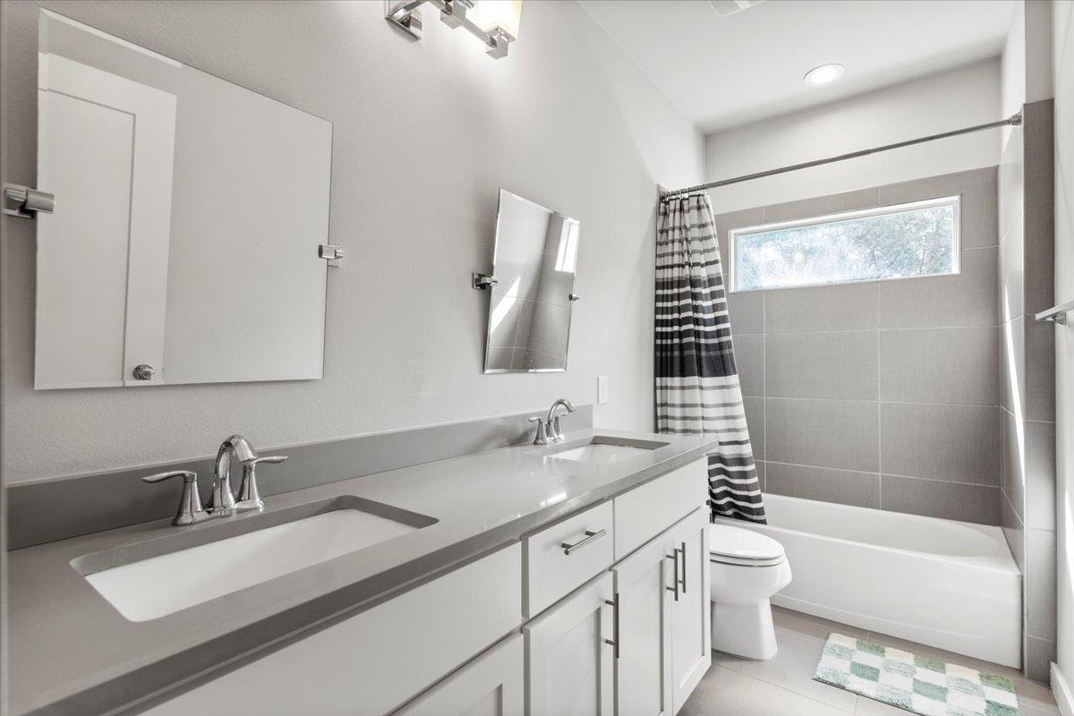 15202 CAVALIER CANYON, Lakeway, TX 78734