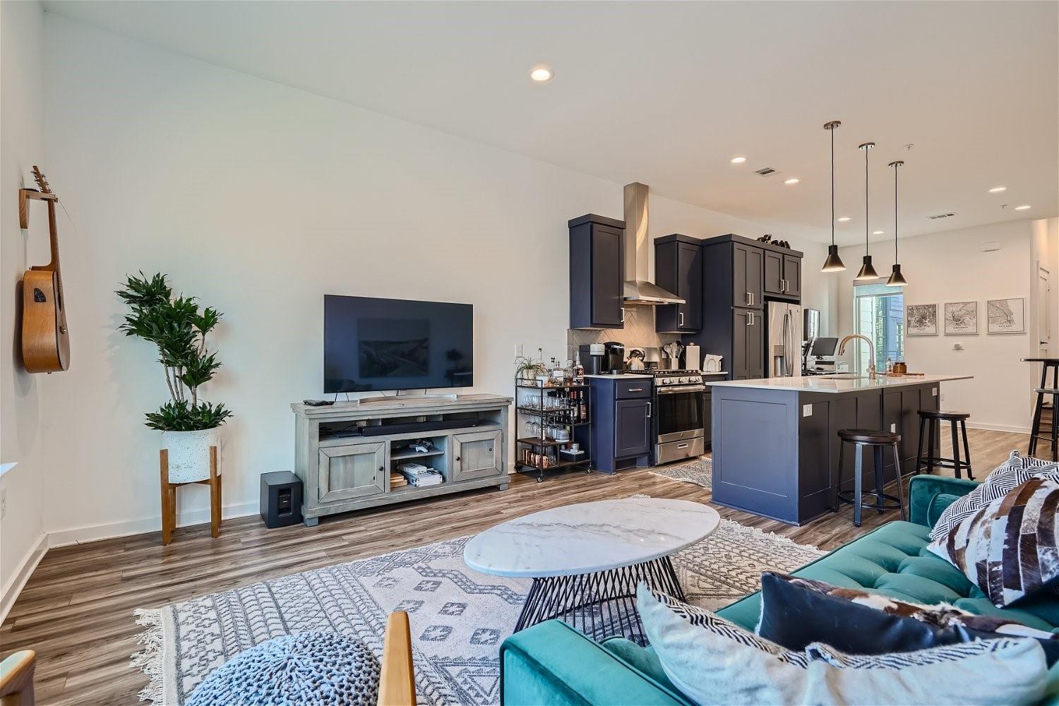 2804 S 1st St # 1106, Austin, TX 78704