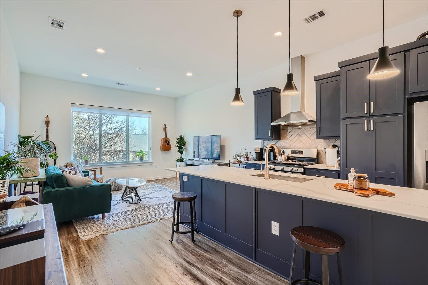 2804 S 1st St # 1106, Austin, TX 78704