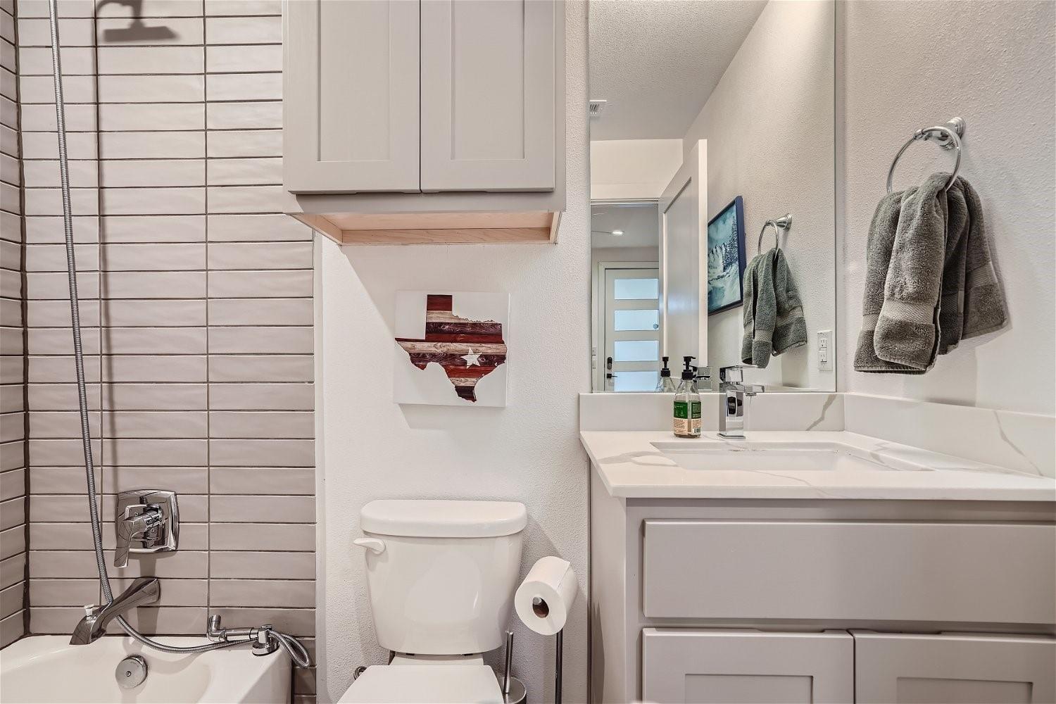 2804 S 1st St # 1106, Austin, TX 78704