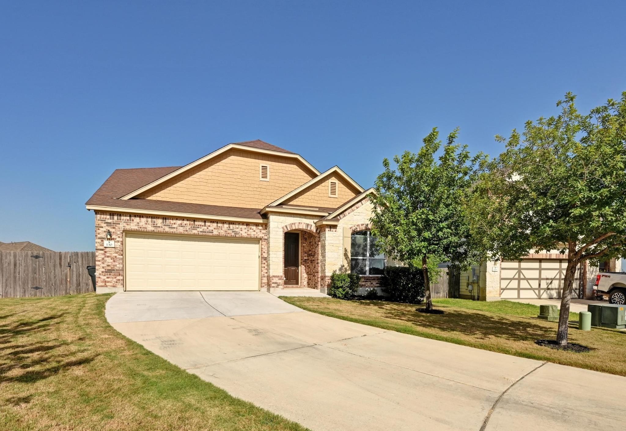 130 Wisteria Ct, Kyle, TX 78640