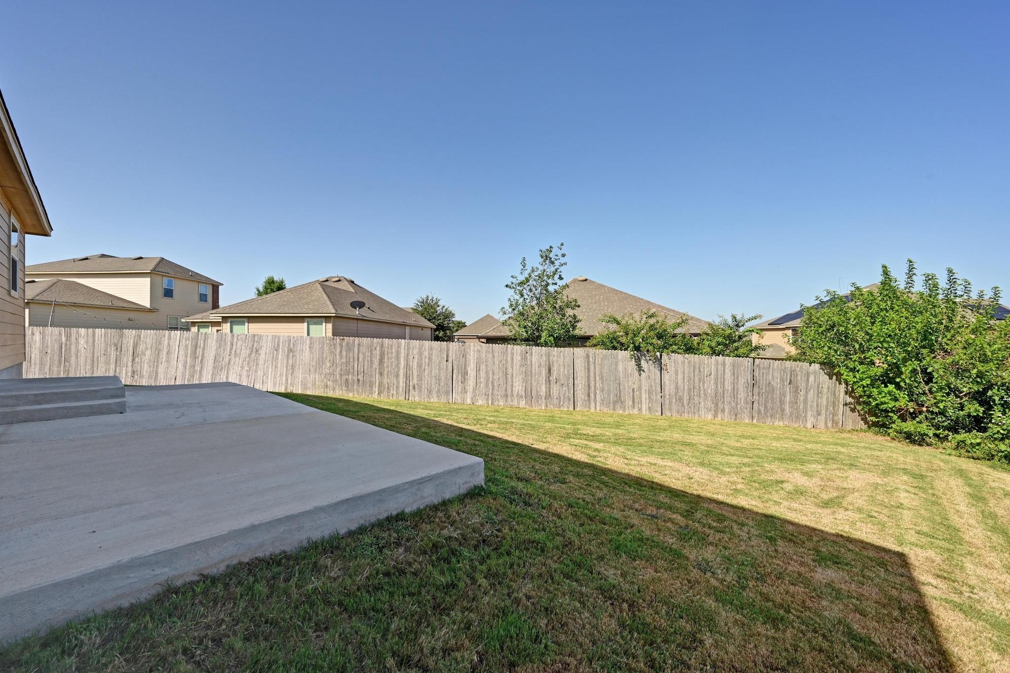 130 Wisteria Ct, Kyle, TX 78640