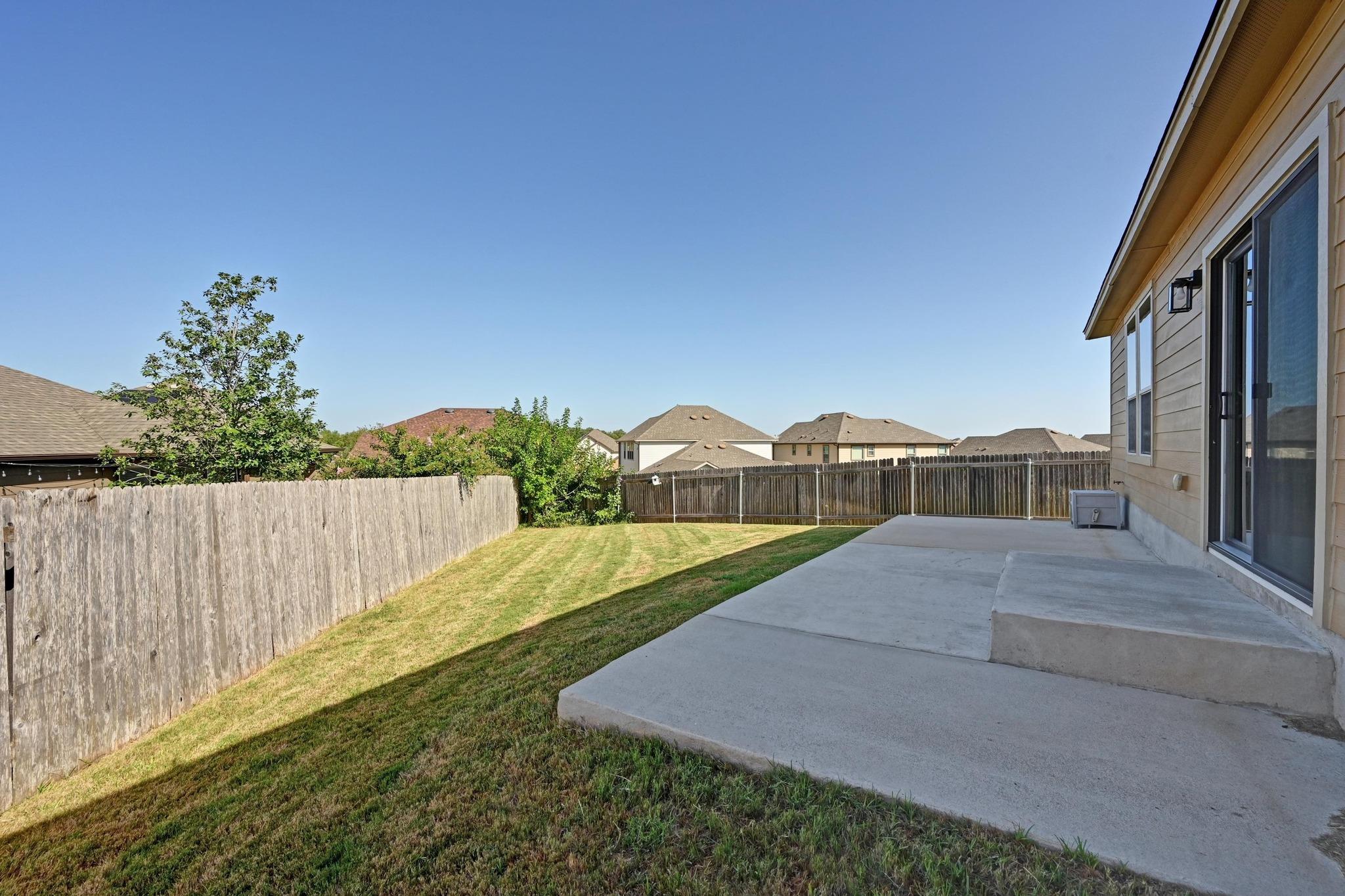 130 Wisteria Ct, Kyle, TX 78640