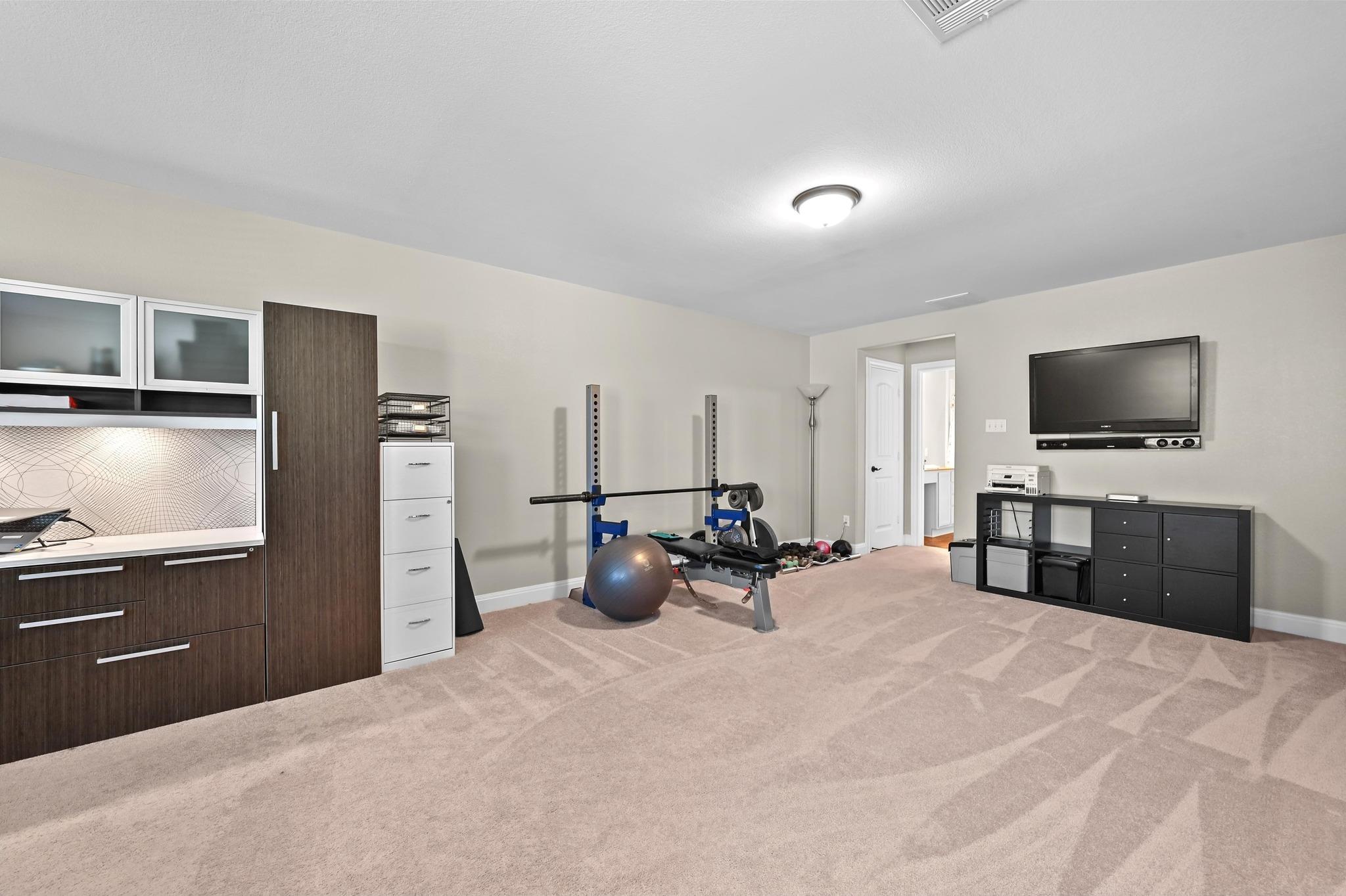 130 Wisteria Ct, Kyle, TX 78640