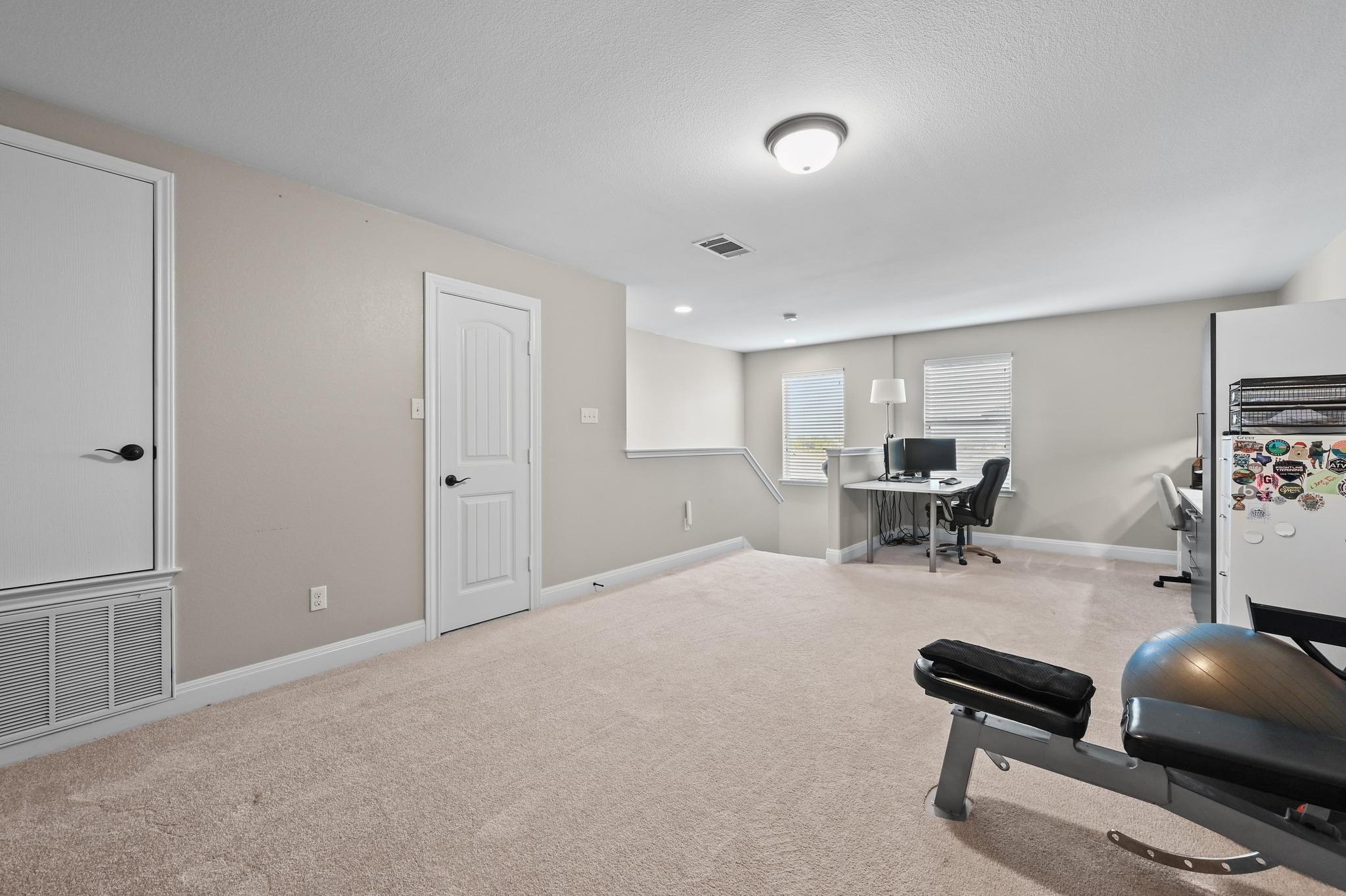 130 Wisteria Ct, Kyle, TX 78640