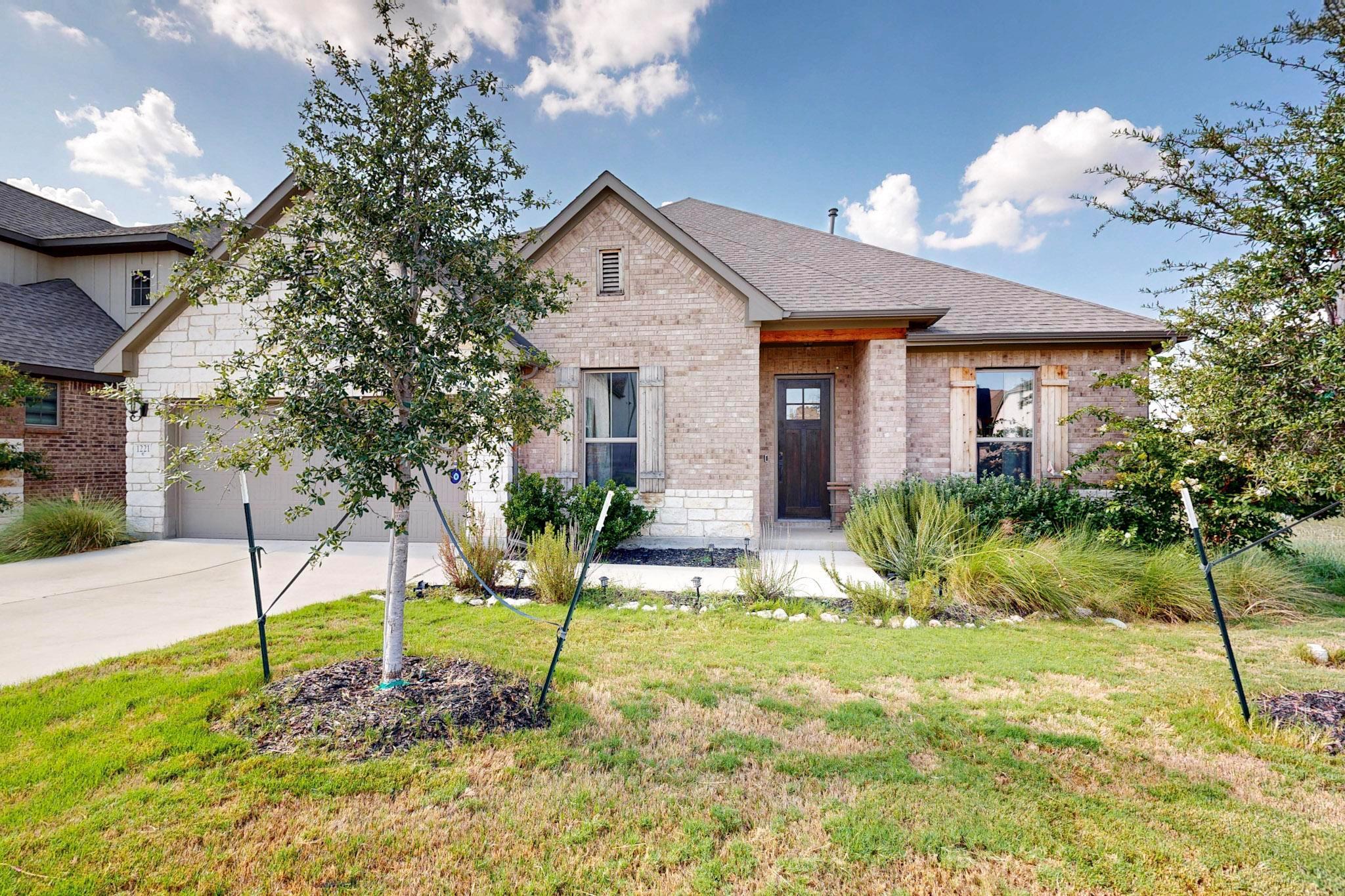 1221 Blue Creek Ln, Georgetown, TX 78628
