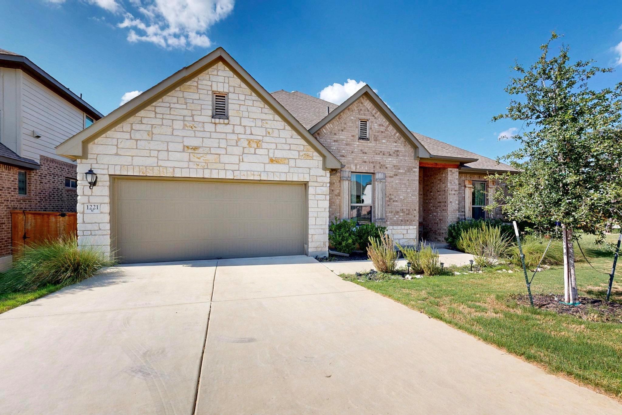 1221 Blue Creek Ln, Georgetown, TX 78628