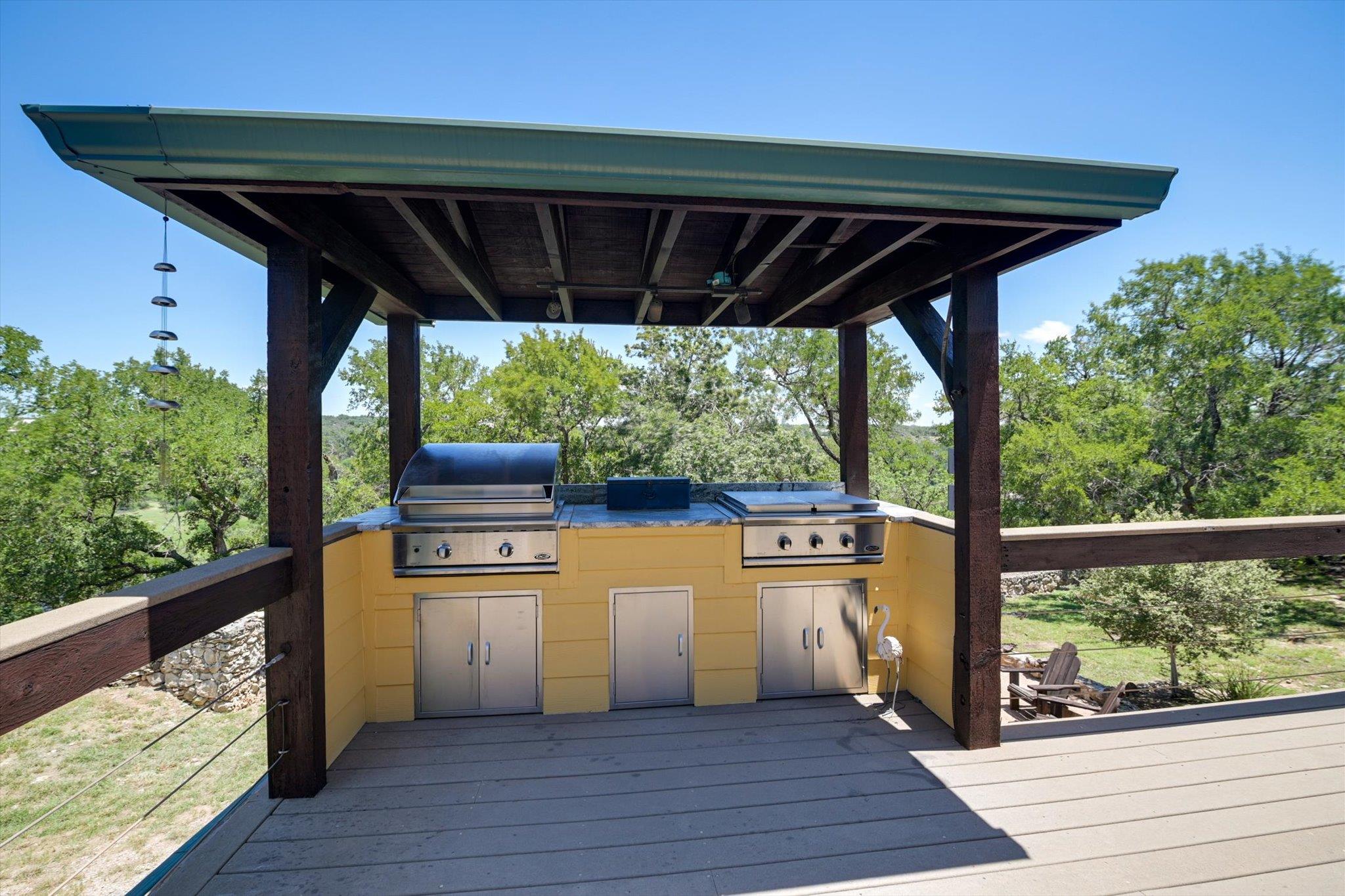 24240 Spur Trl, Spicewood, TX 78669
