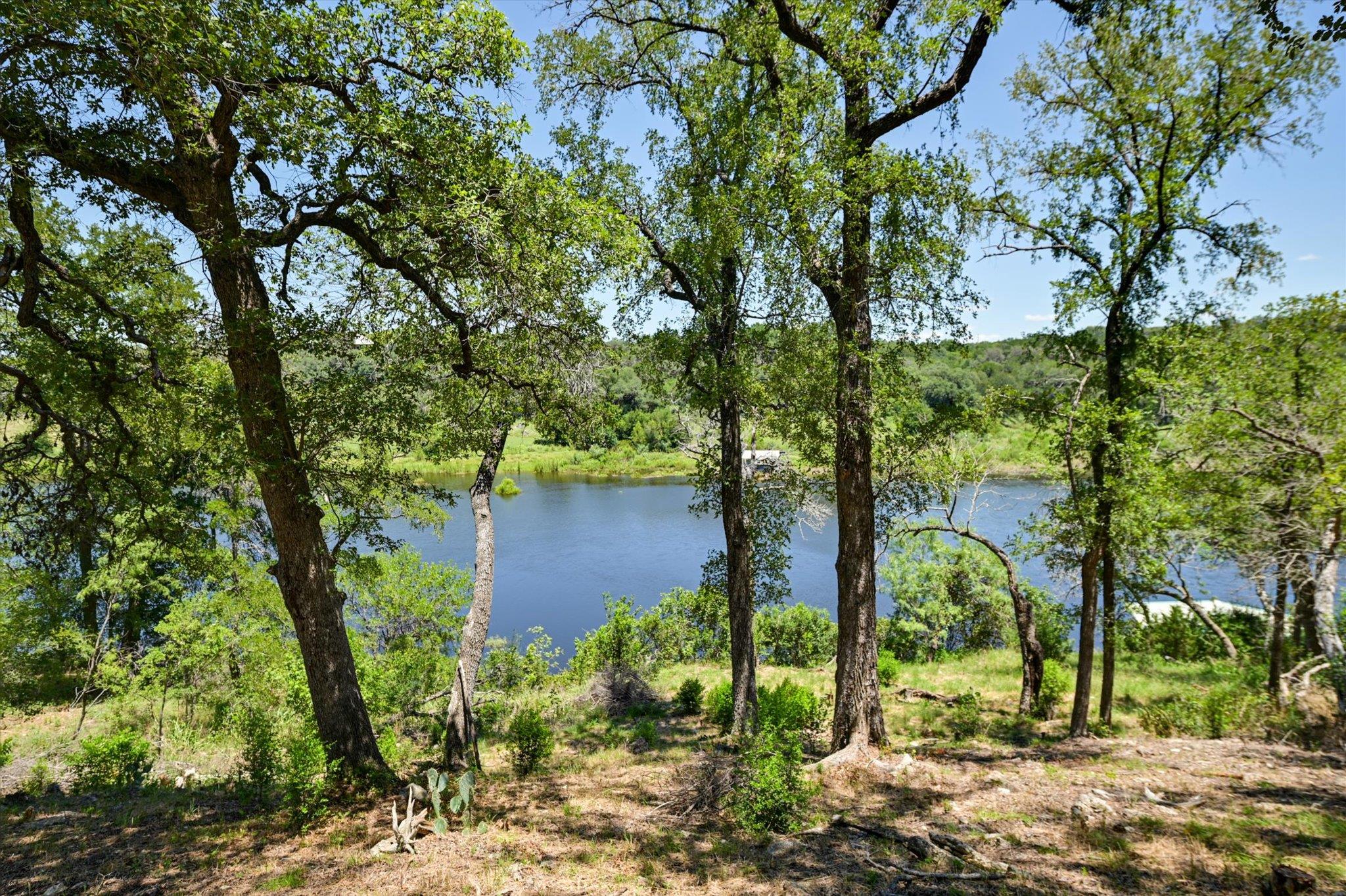 24240 Spur Trl, Spicewood, TX 78669