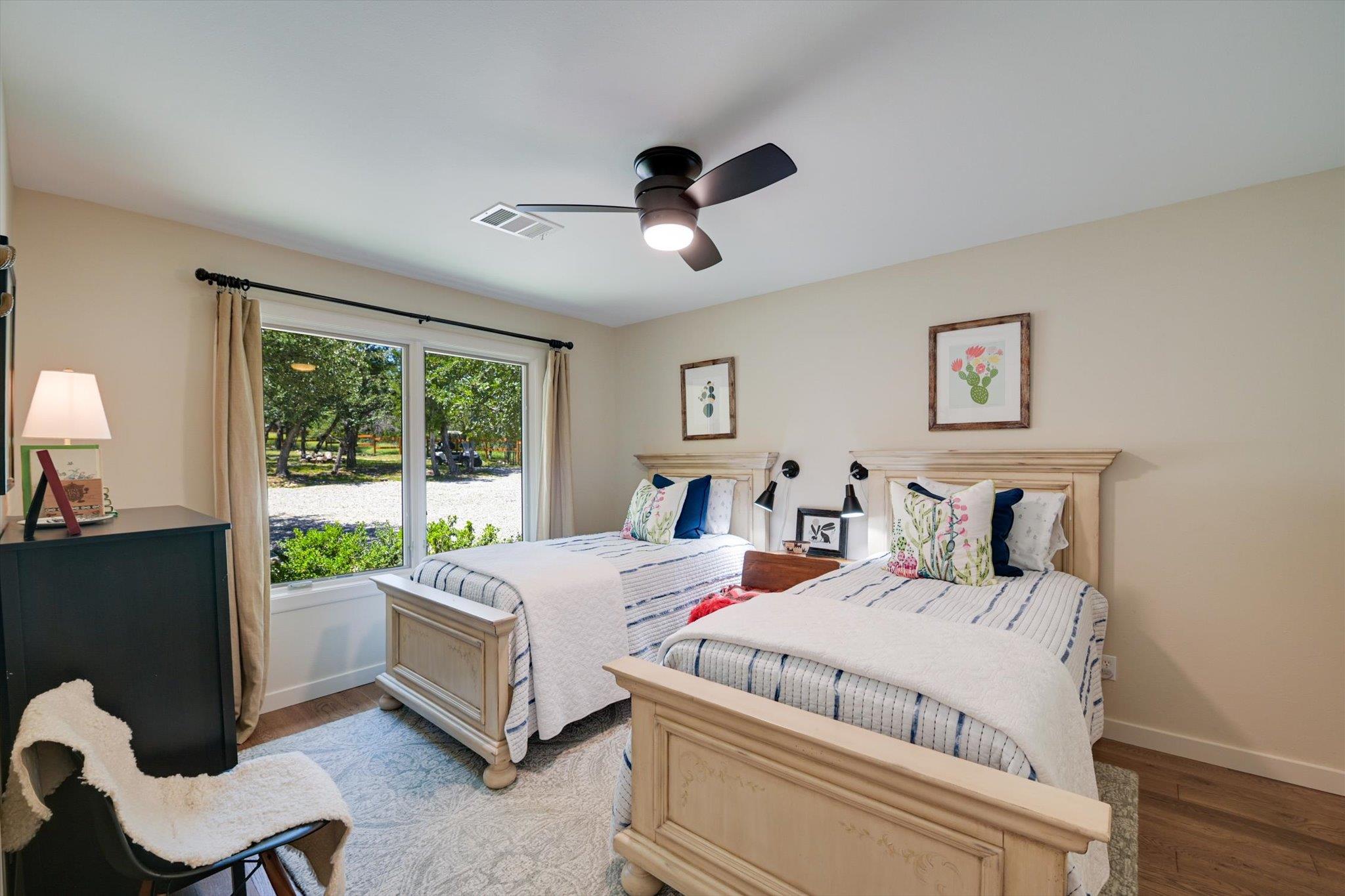 24240 Spur Trl, Spicewood, TX 78669