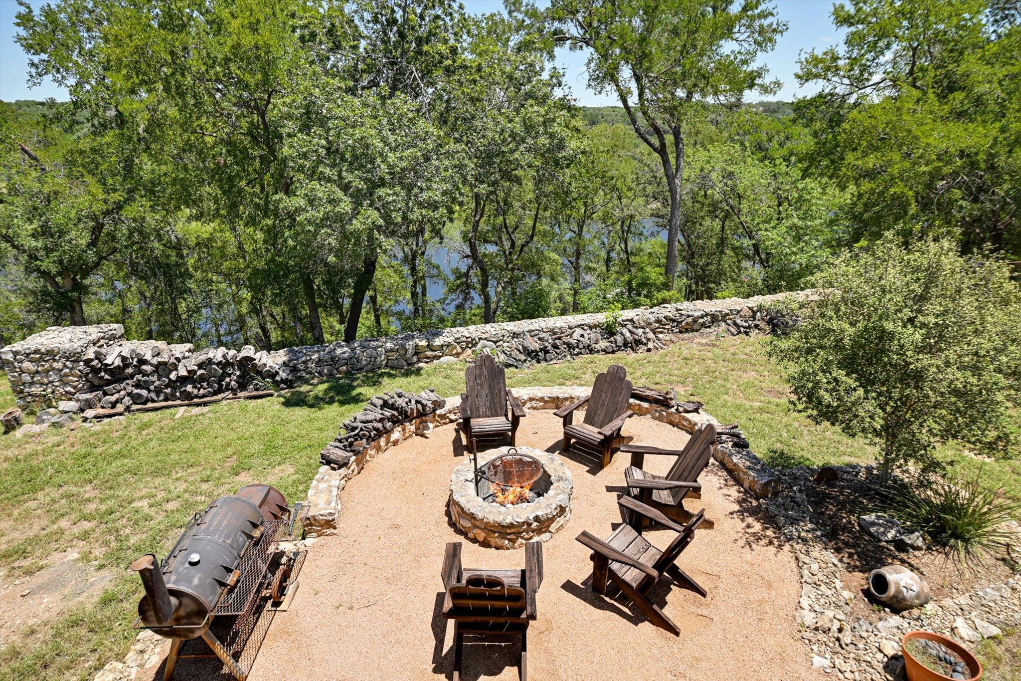 24240 Spur Trl, Spicewood, TX 78669
