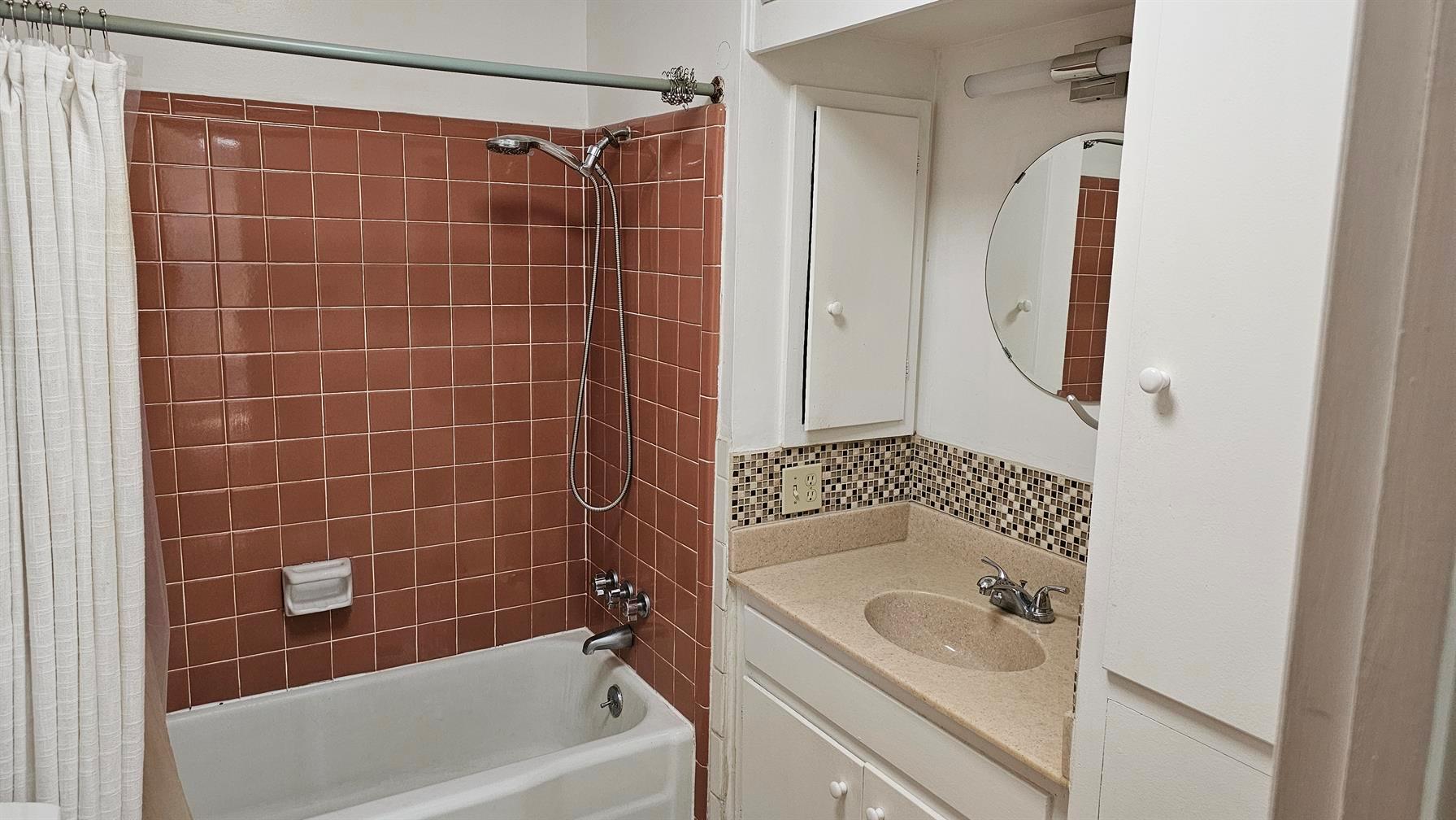 1300 and 1302 Norwalk Ln, Austin, TX 78703