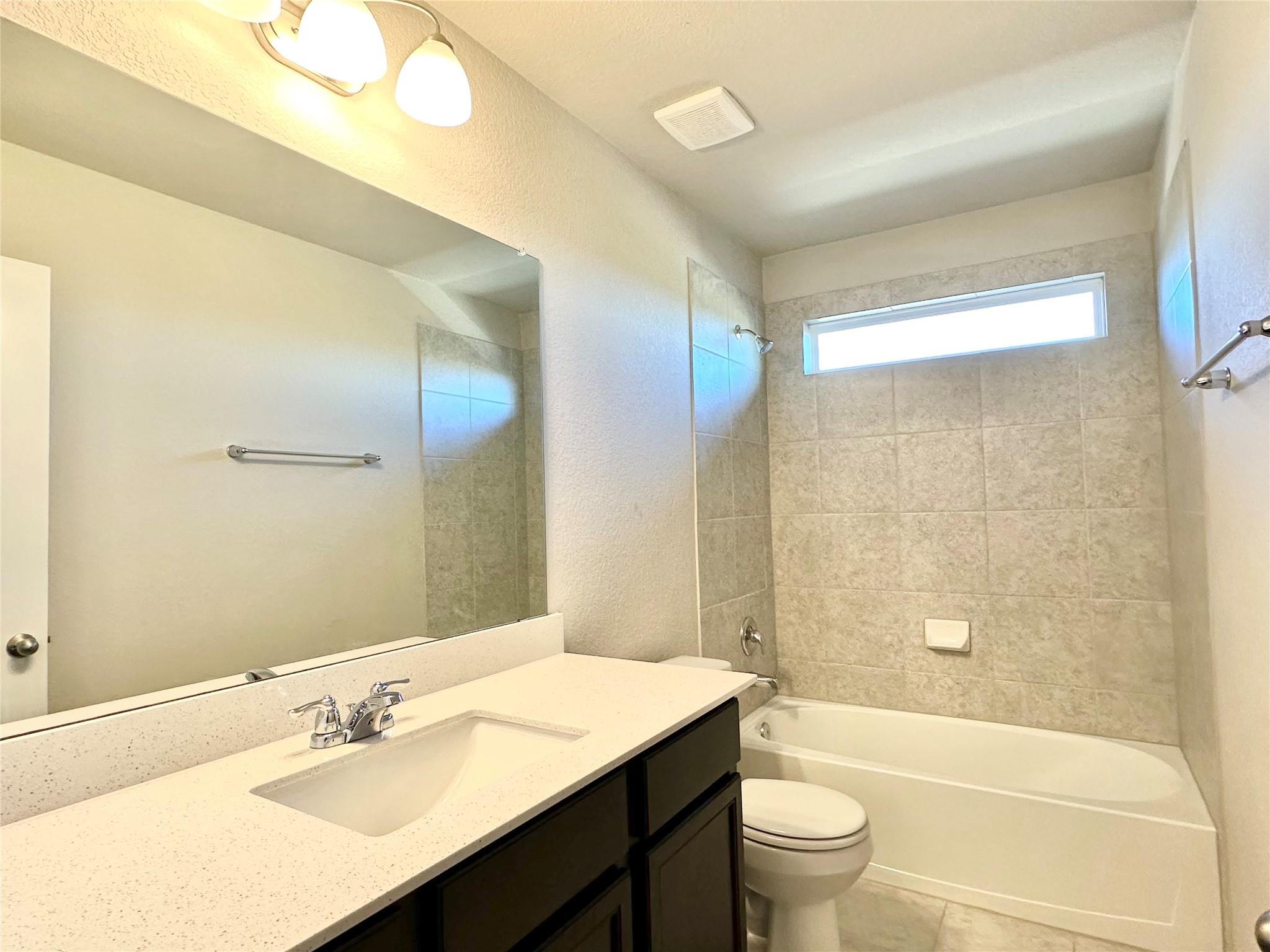 213 Bent Creek Dr, Hutto, TX 78634