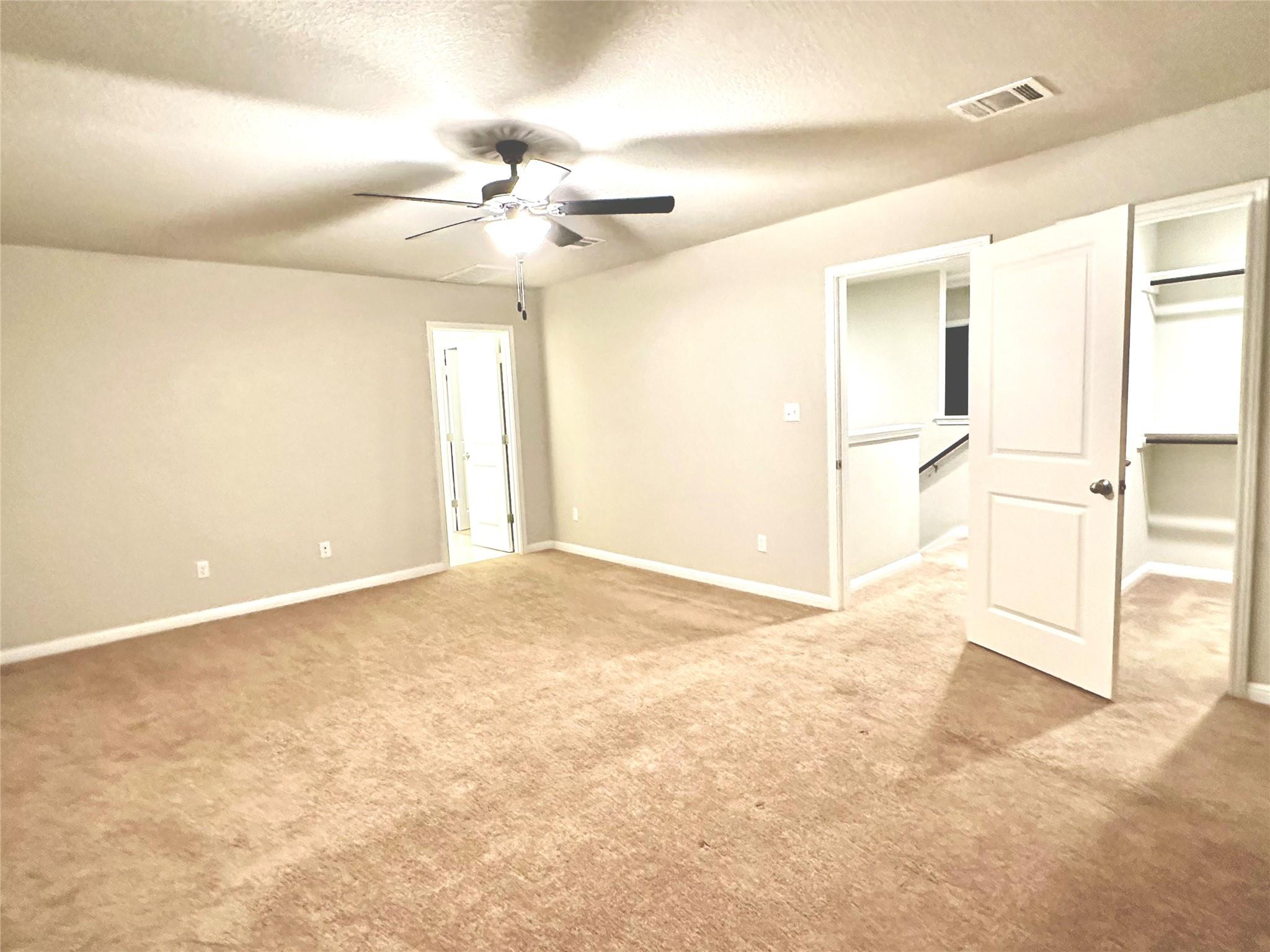 213 Bent Creek Dr, Hutto, TX 78634